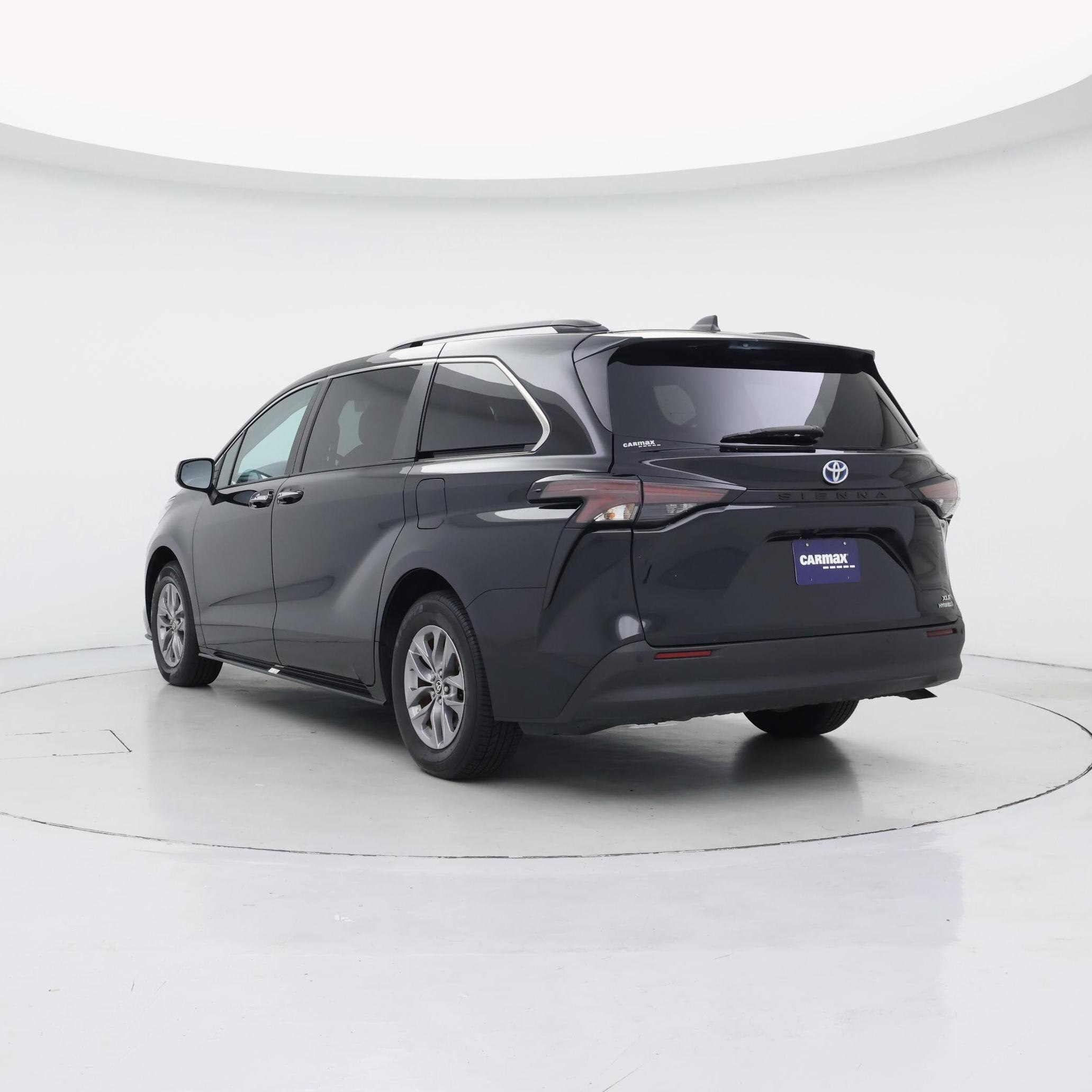 Thumbnail: 2024 Toyota Sienna - 2