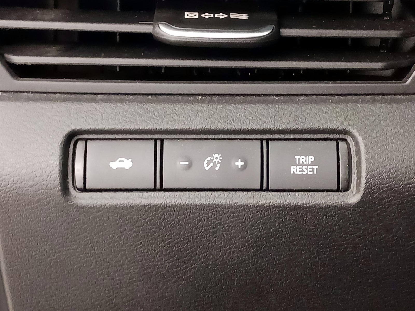 2022 Nissan Altima SV - Photo 14