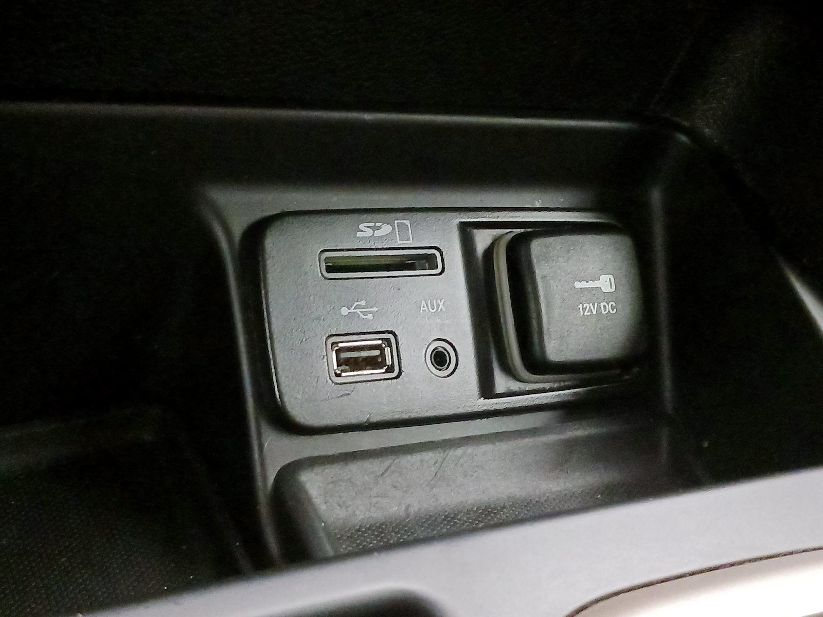 2017 Jeep Cherokee Sport Altitude - Photo 18