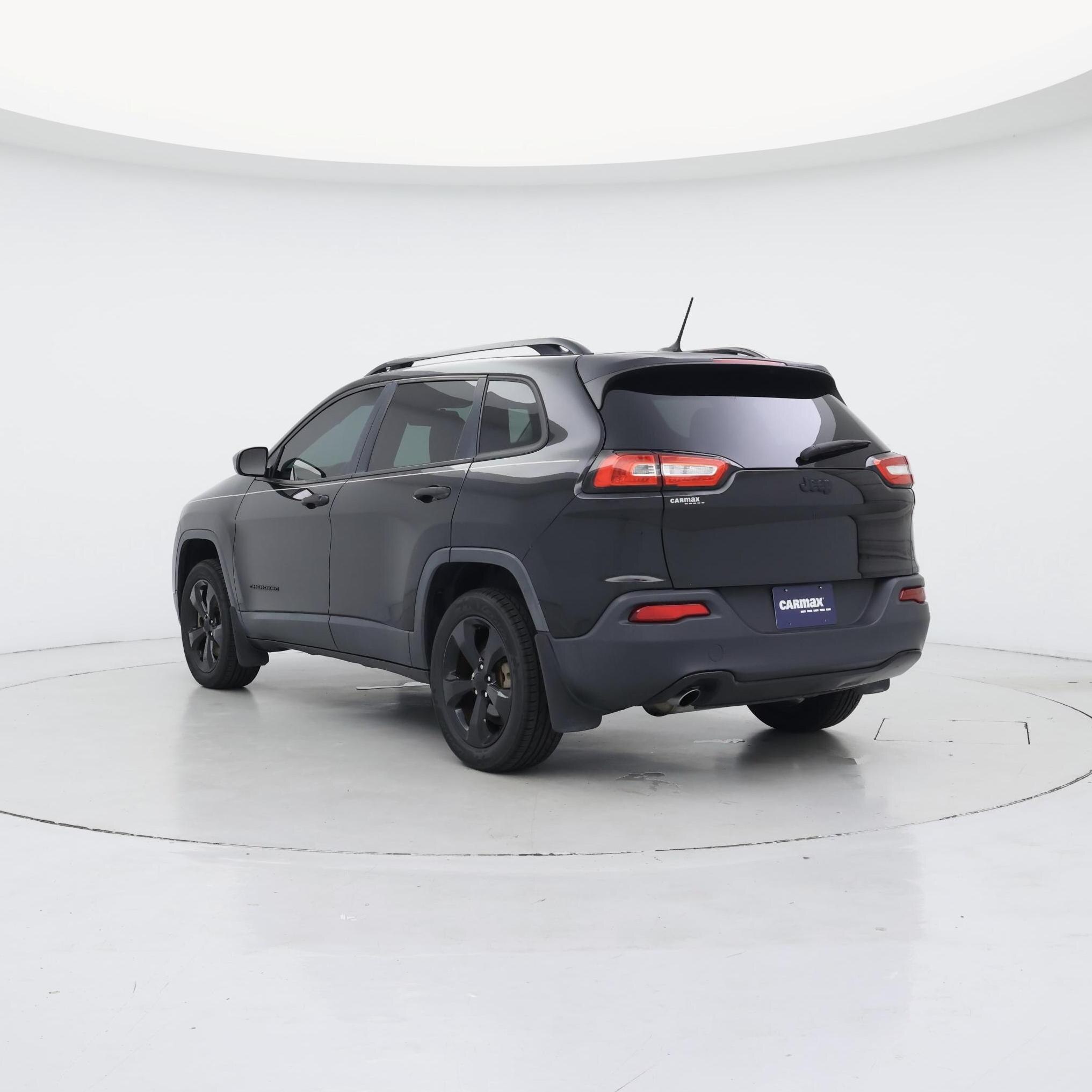 Thumbnail: 2017 Jeep Cherokee - 2