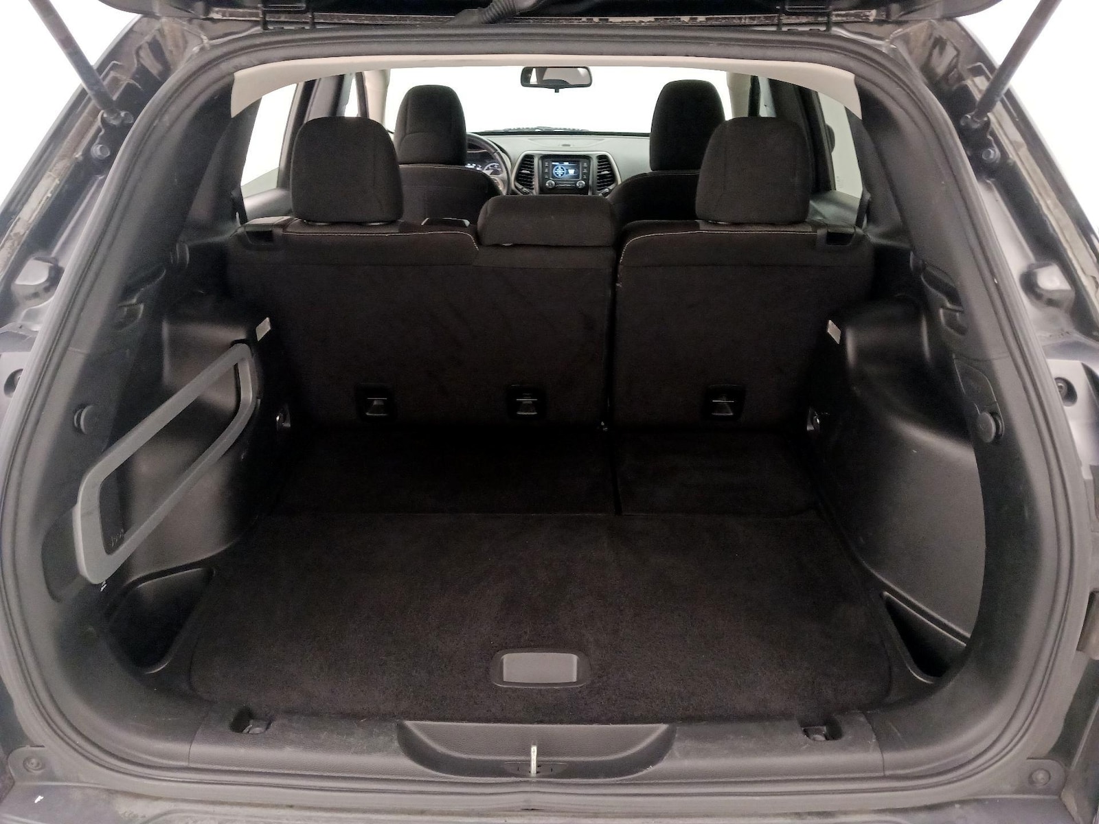 2017 Jeep Cherokee Sport Altitude - Photo 20