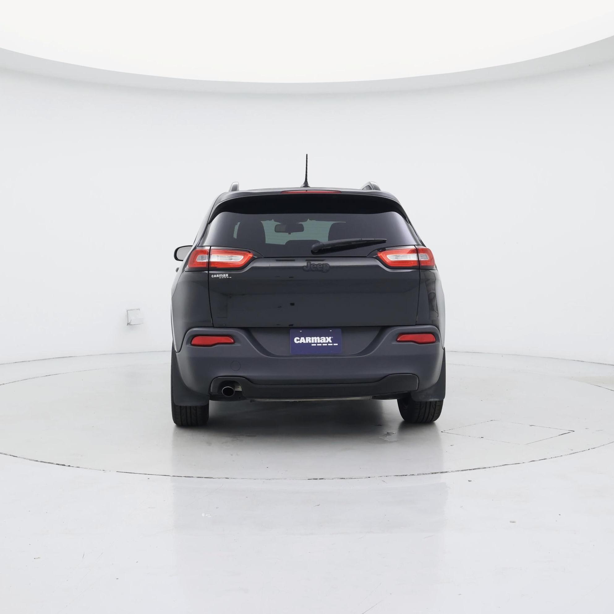 Thumbnail: 2017 Jeep Cherokee - 6