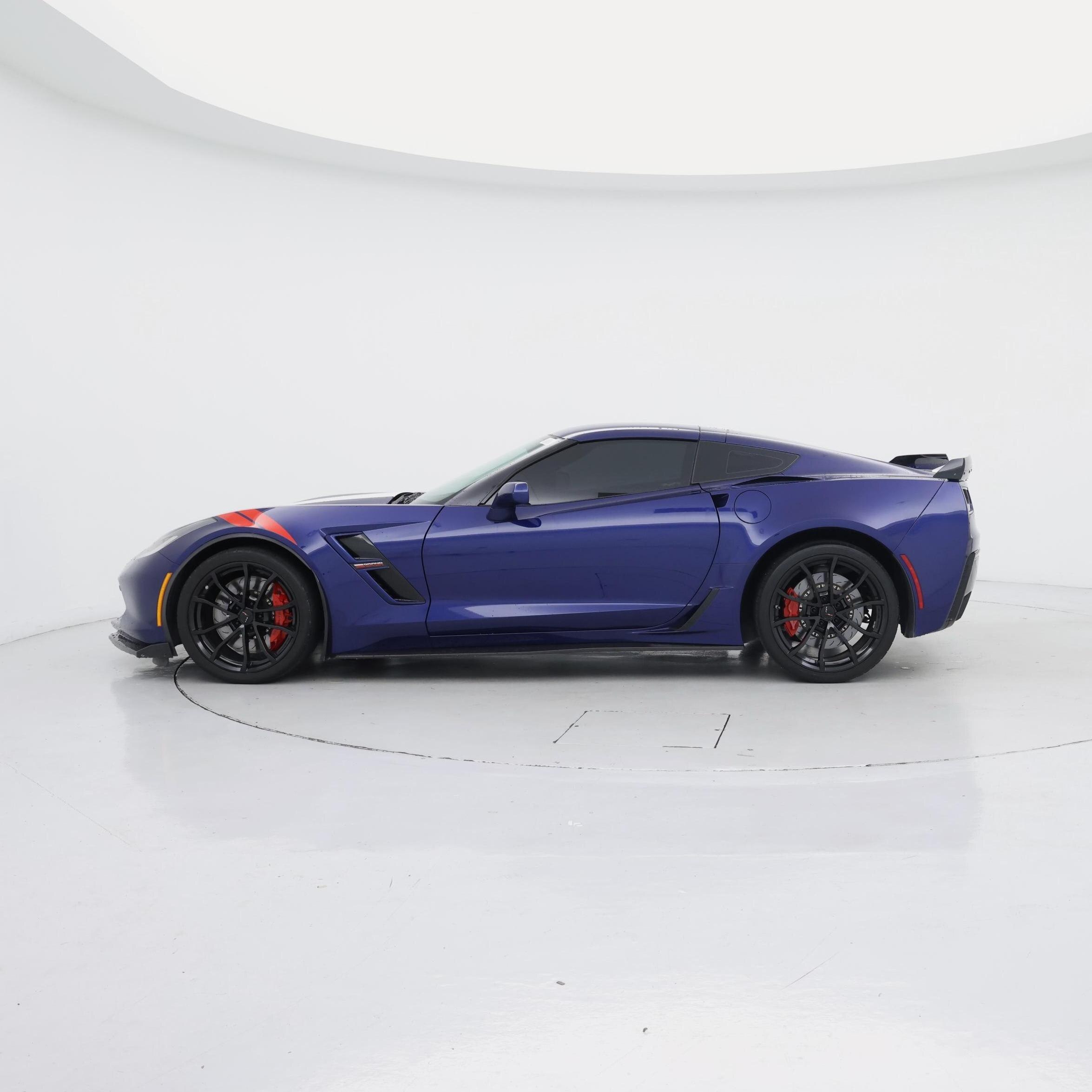 Thumbnail: 2017 Chevrolet Corvette - 3