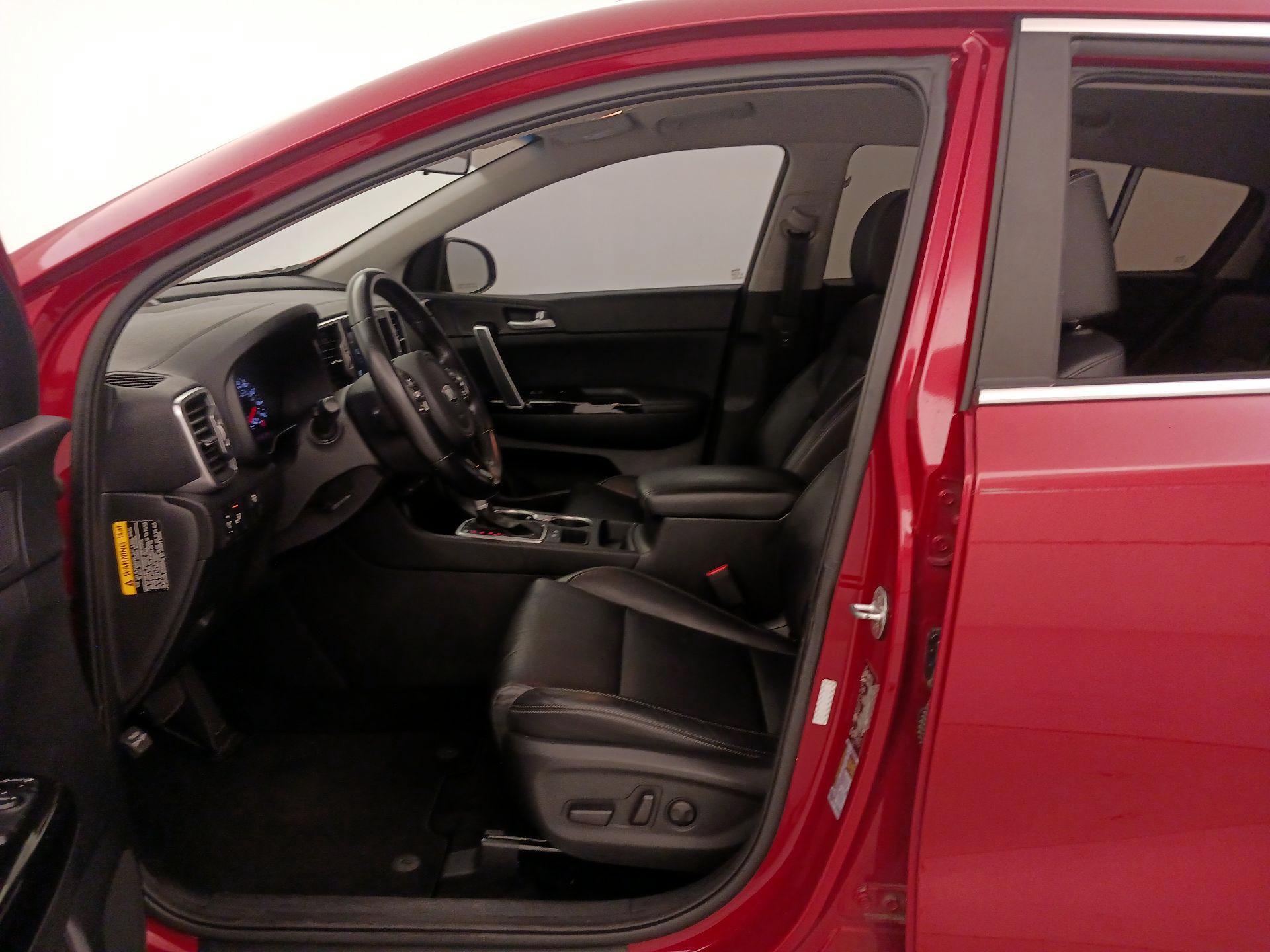 Thumbnail: 2019 Kia Sportage - 11