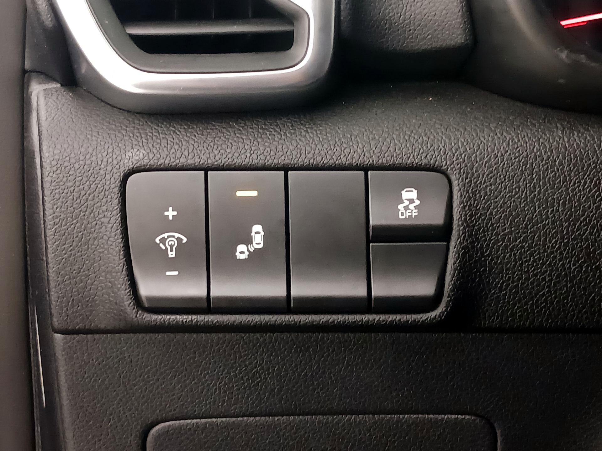 Thumbnail: 2019 Kia Sportage - 13