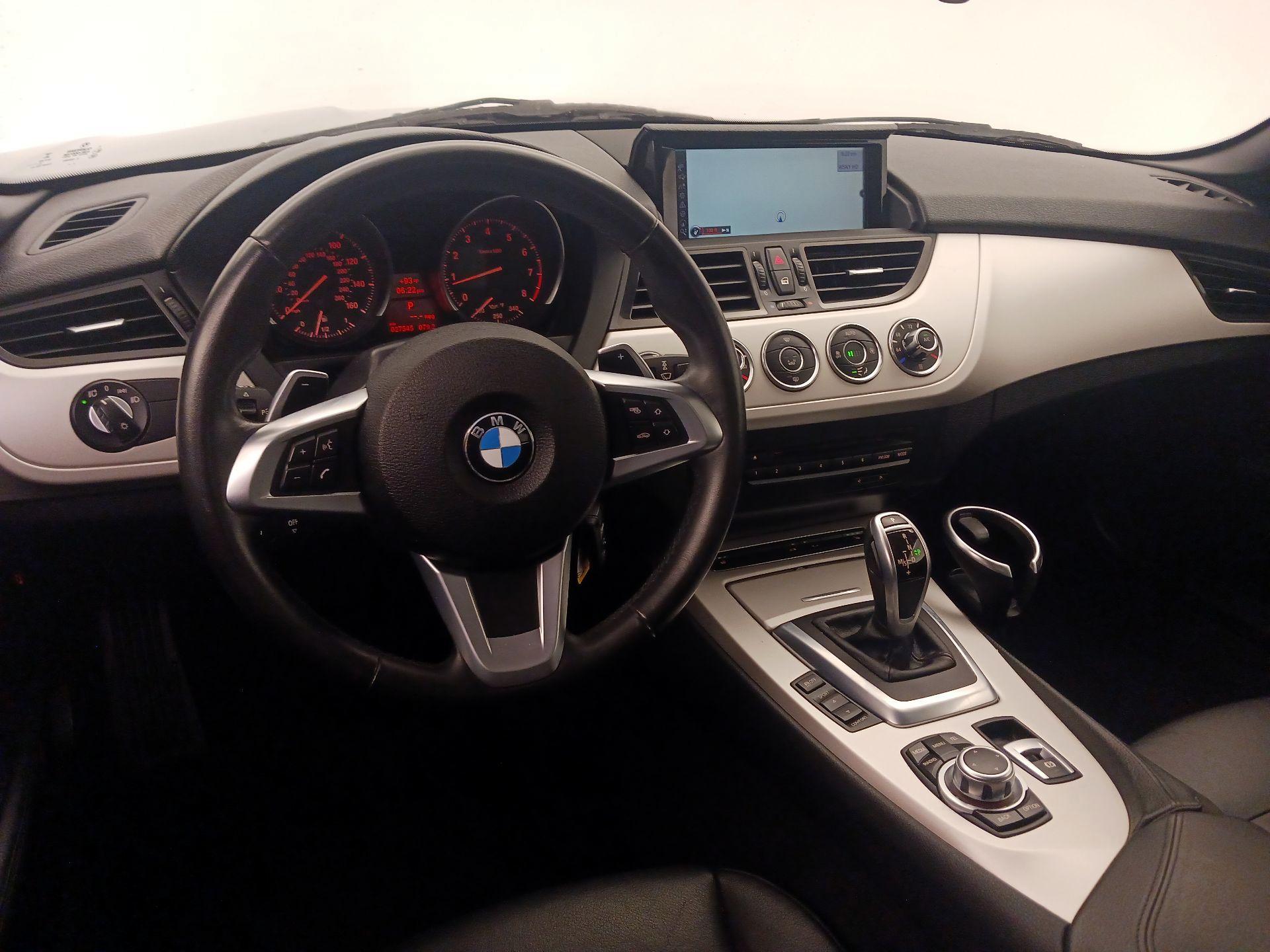 Thumbnail: 2015 BMW Z4 - 9