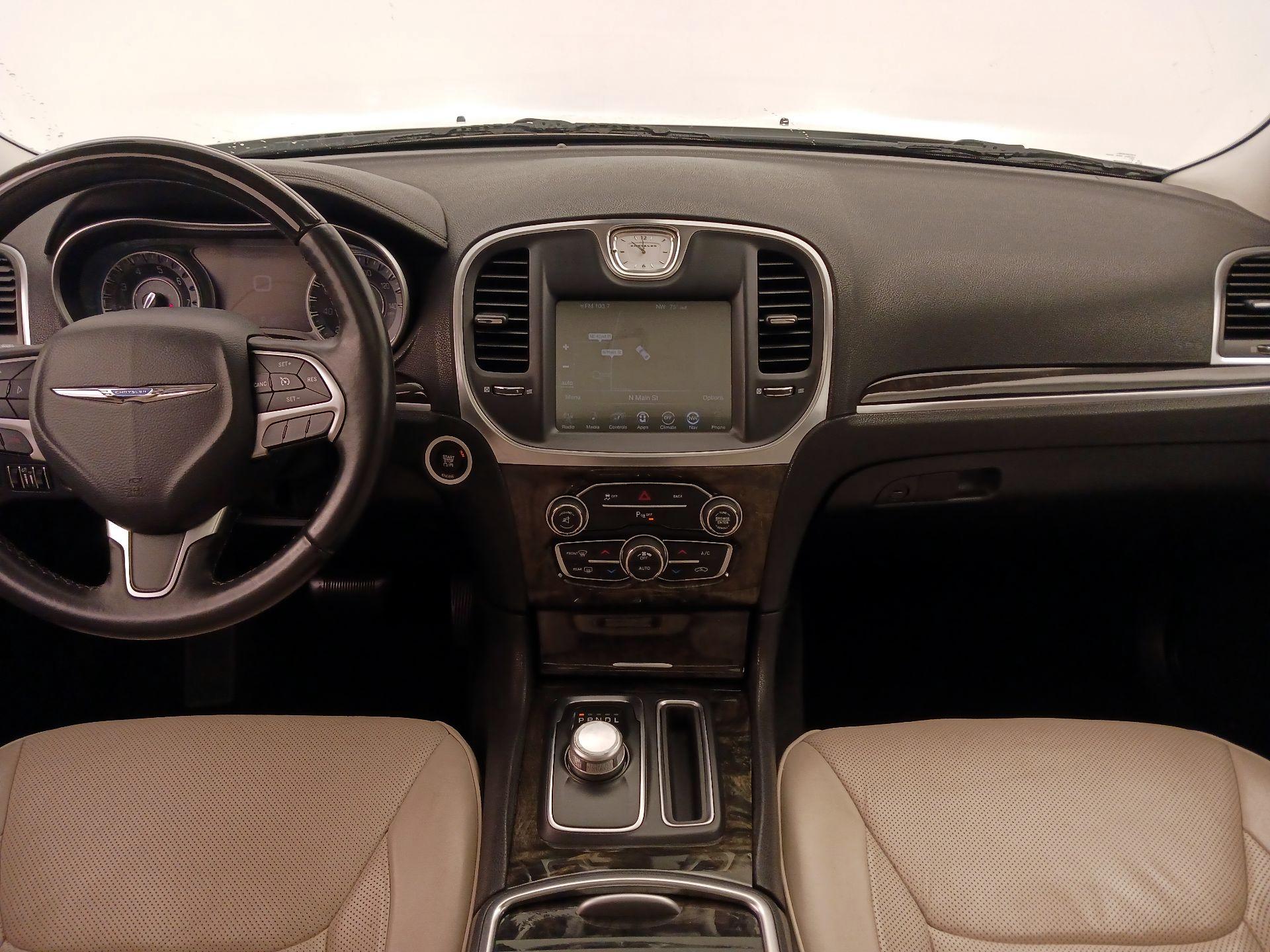 Thumbnail: 2015 Chrysler 300 - 9