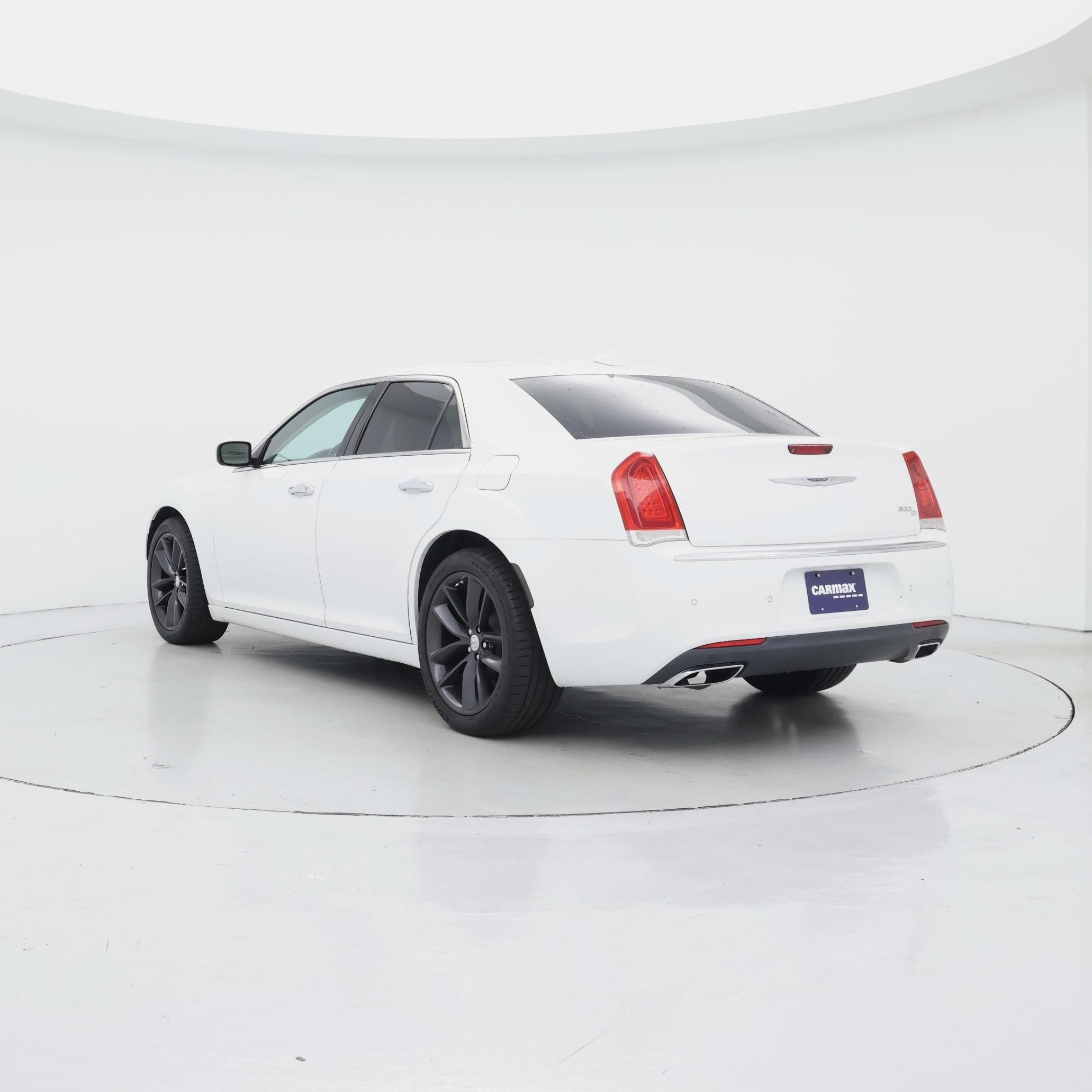 Thumbnail: 2015 Chrysler 300 - 2