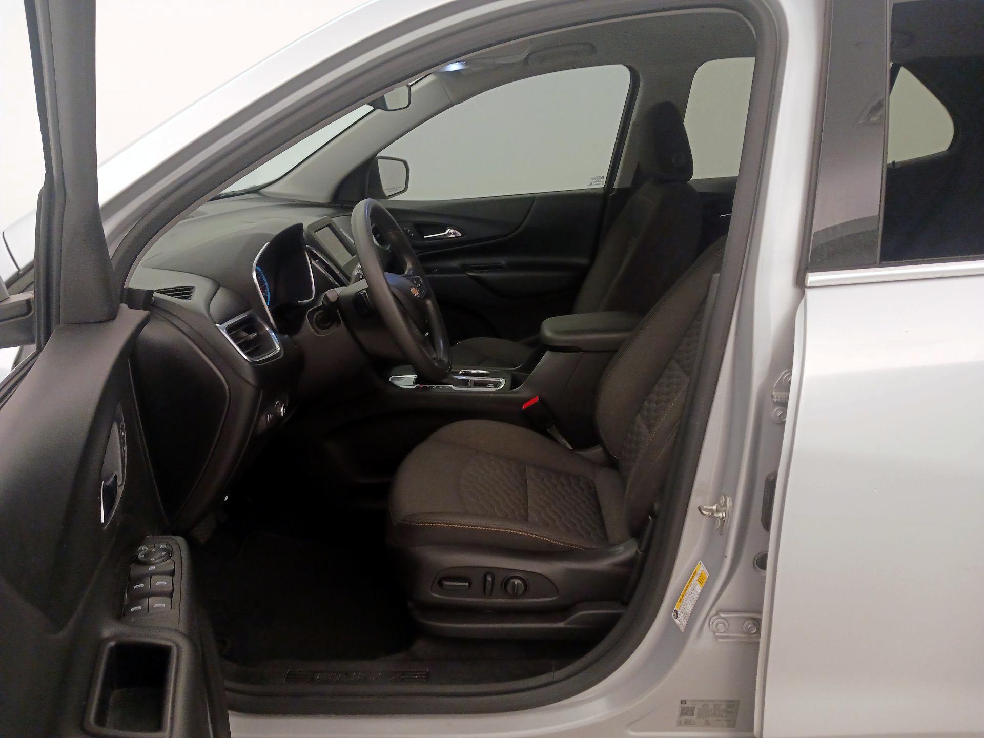 Thumbnail: 2019 Chevrolet Equinox - 11