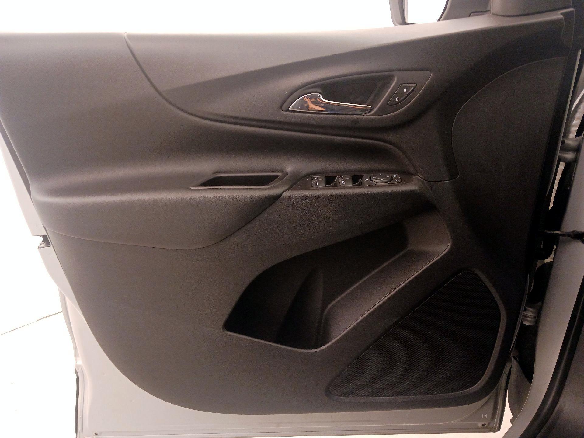 Thumbnail: 2019 Chevrolet Equinox - 12