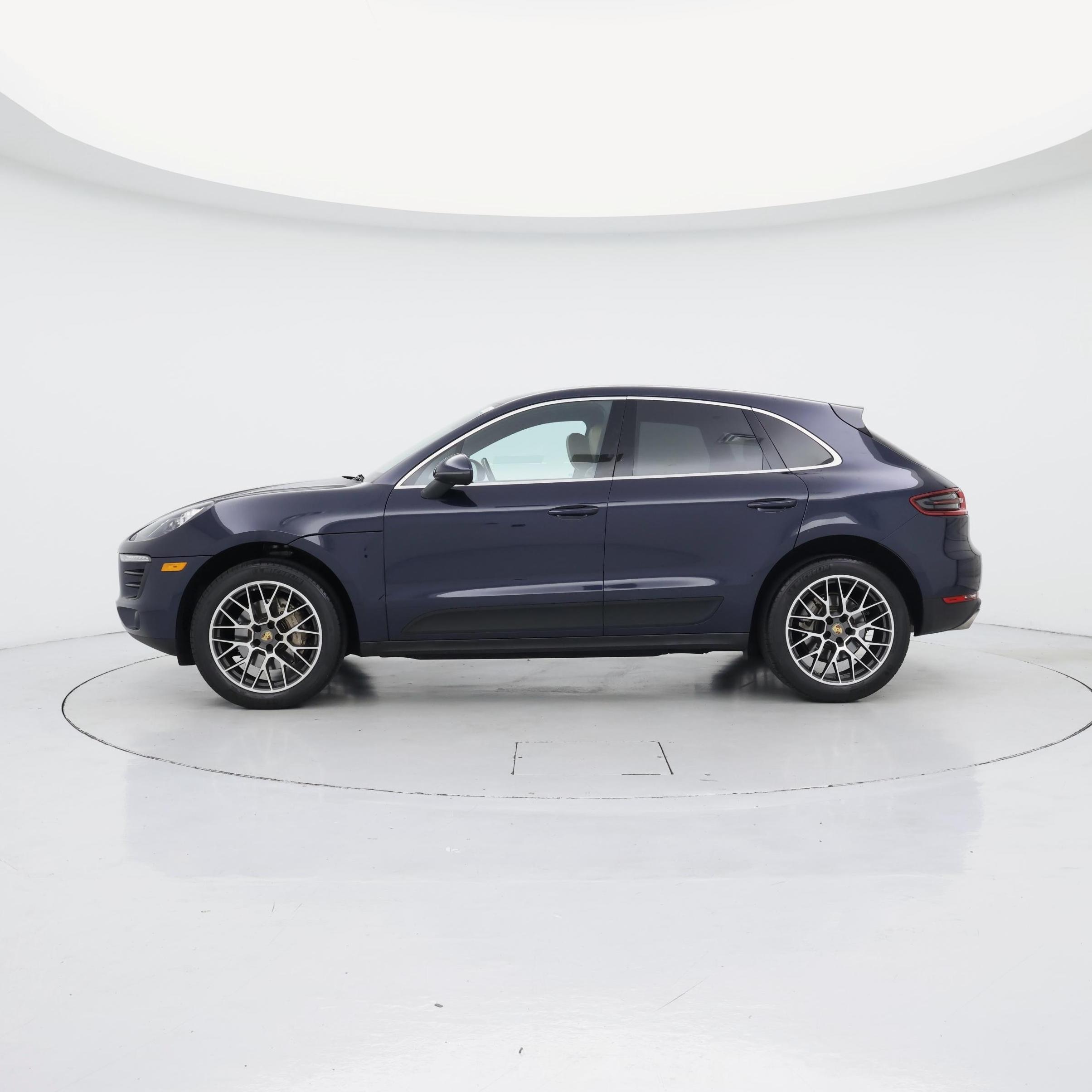 Thumbnail: 2018 Porsche Macan - 3
