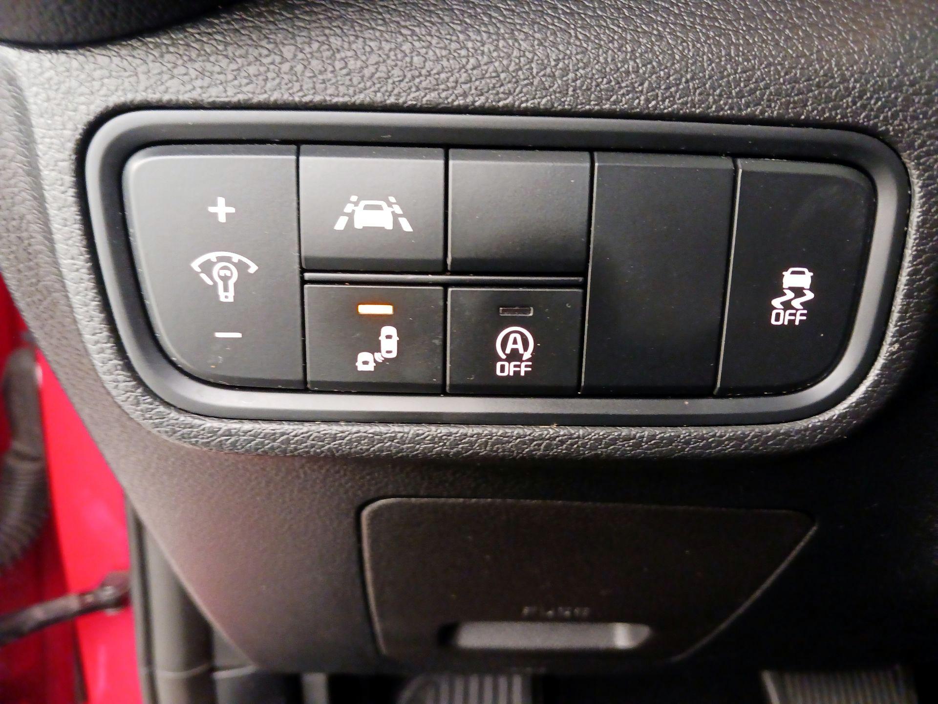 Thumbnail: 2020 Kia Soul - 13