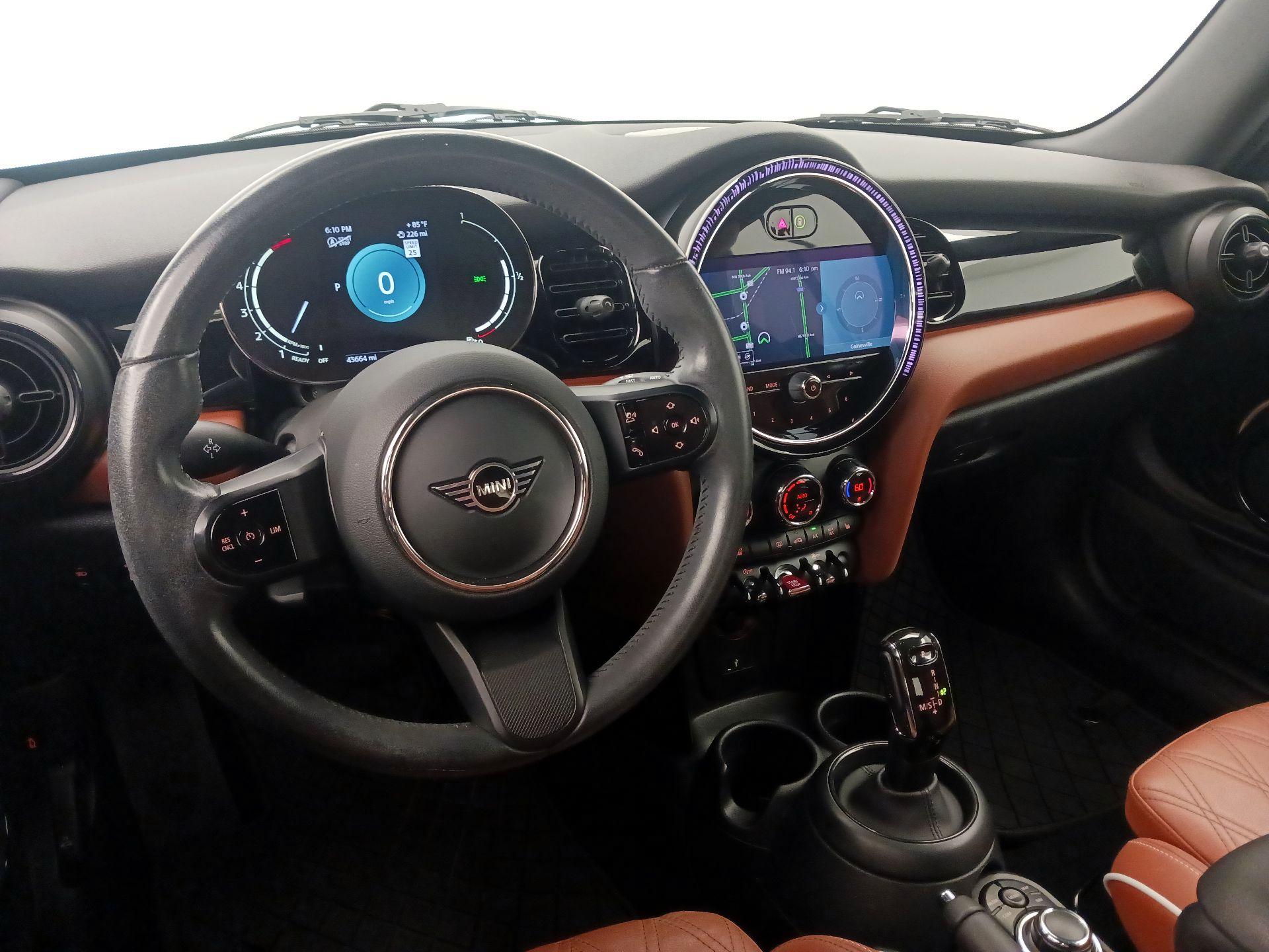 Thumbnail: 2023 MINI Cooper - 9