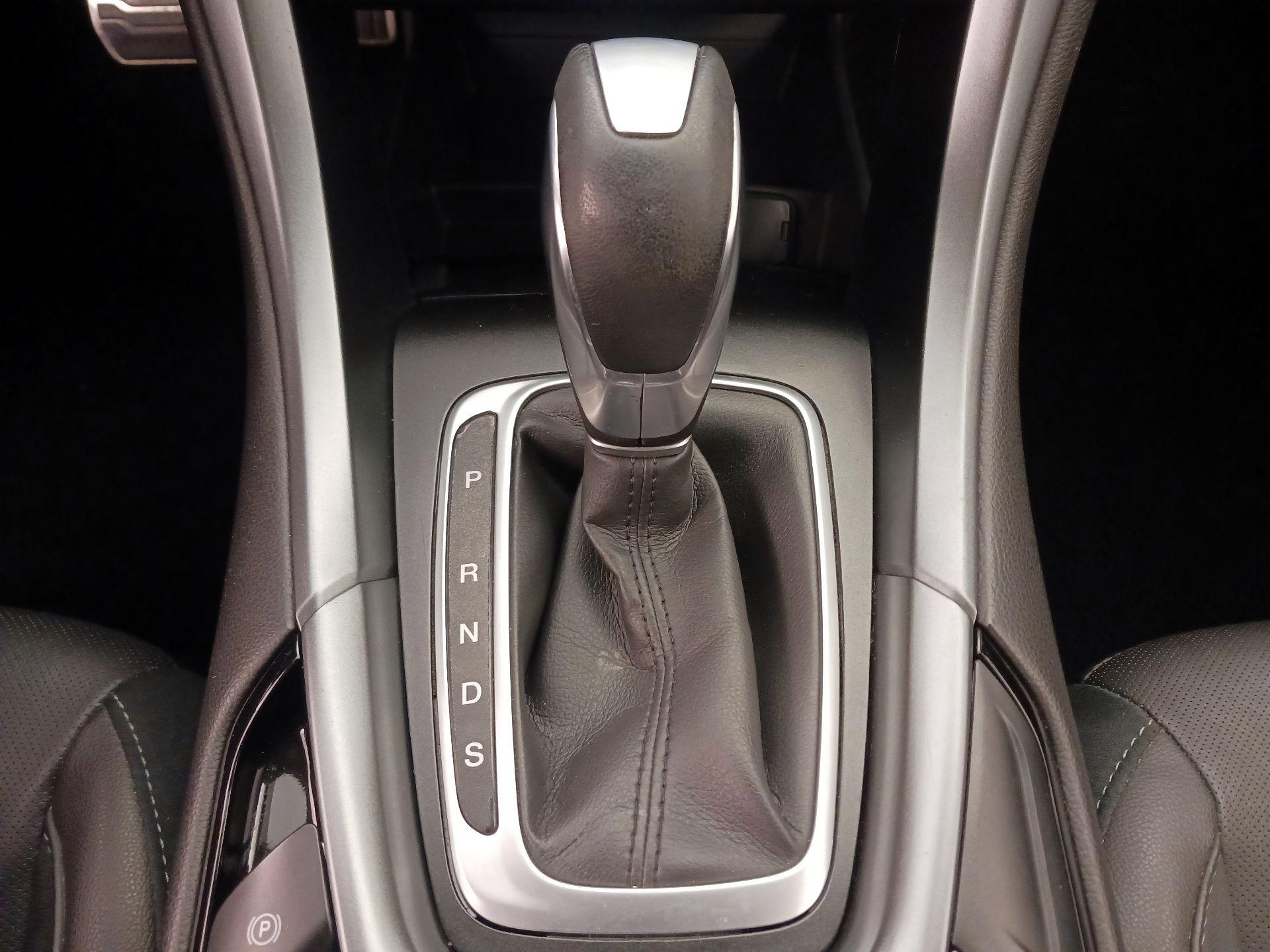 Thumbnail: 2016 Ford Fusion - 18