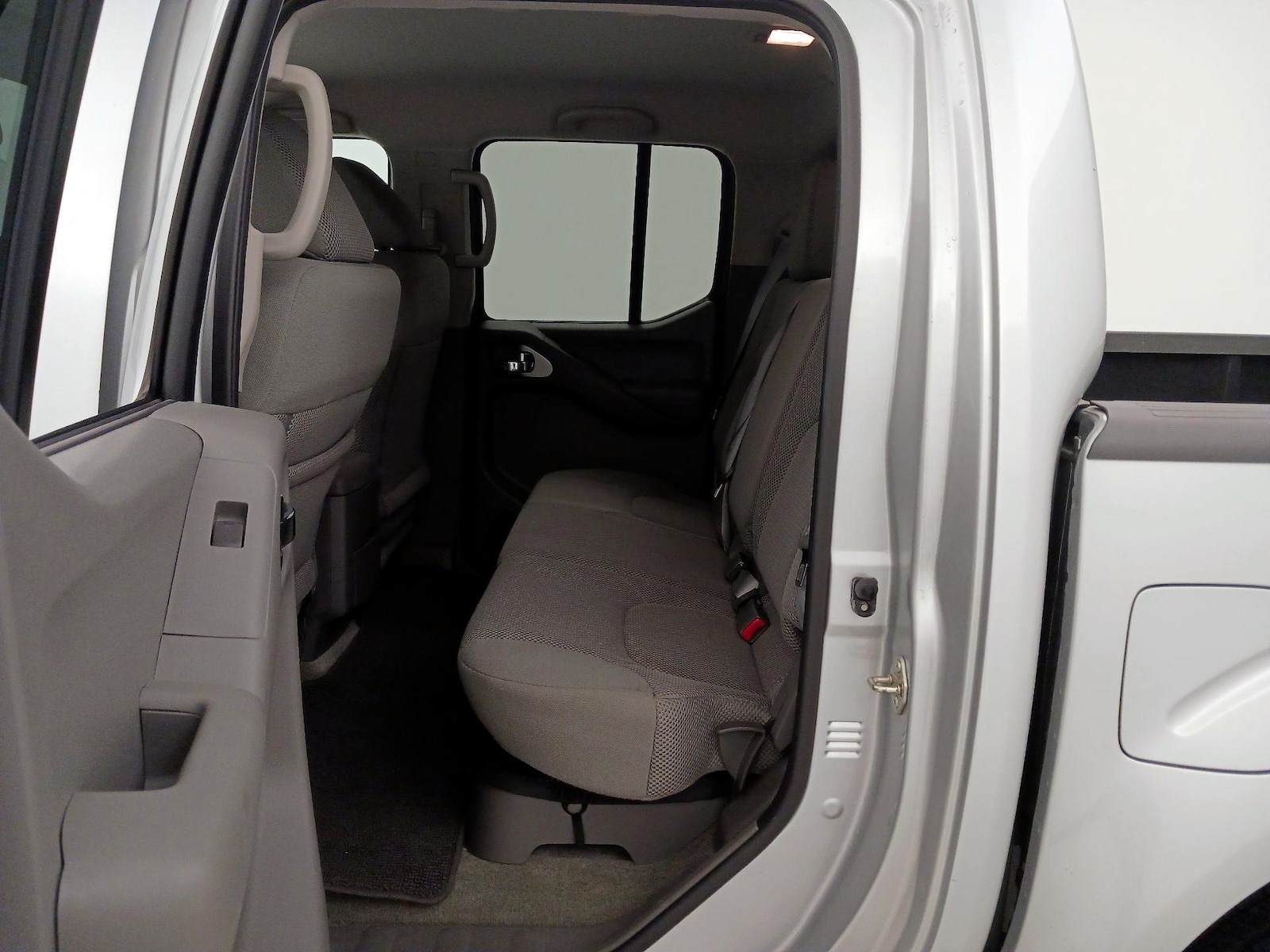 2016 Nissan Frontier SV - Photo 19