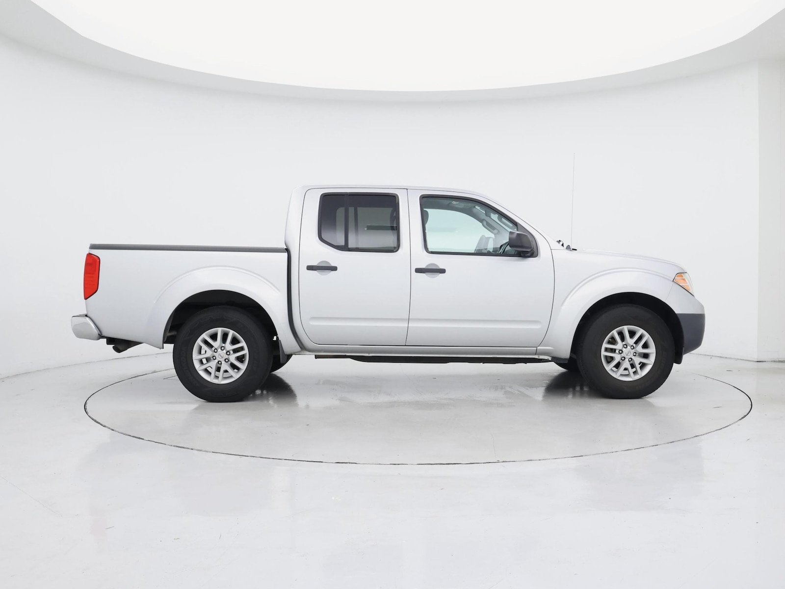 2016 Nissan Frontier SV - Photo 8