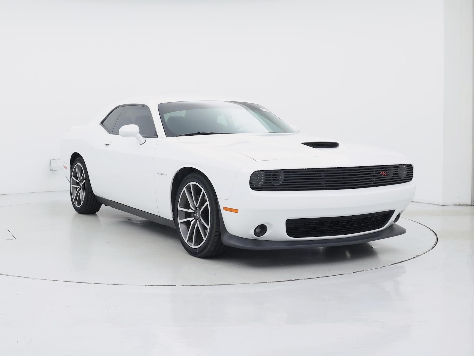 2021 Dodge Challenger R/T - Photo 2