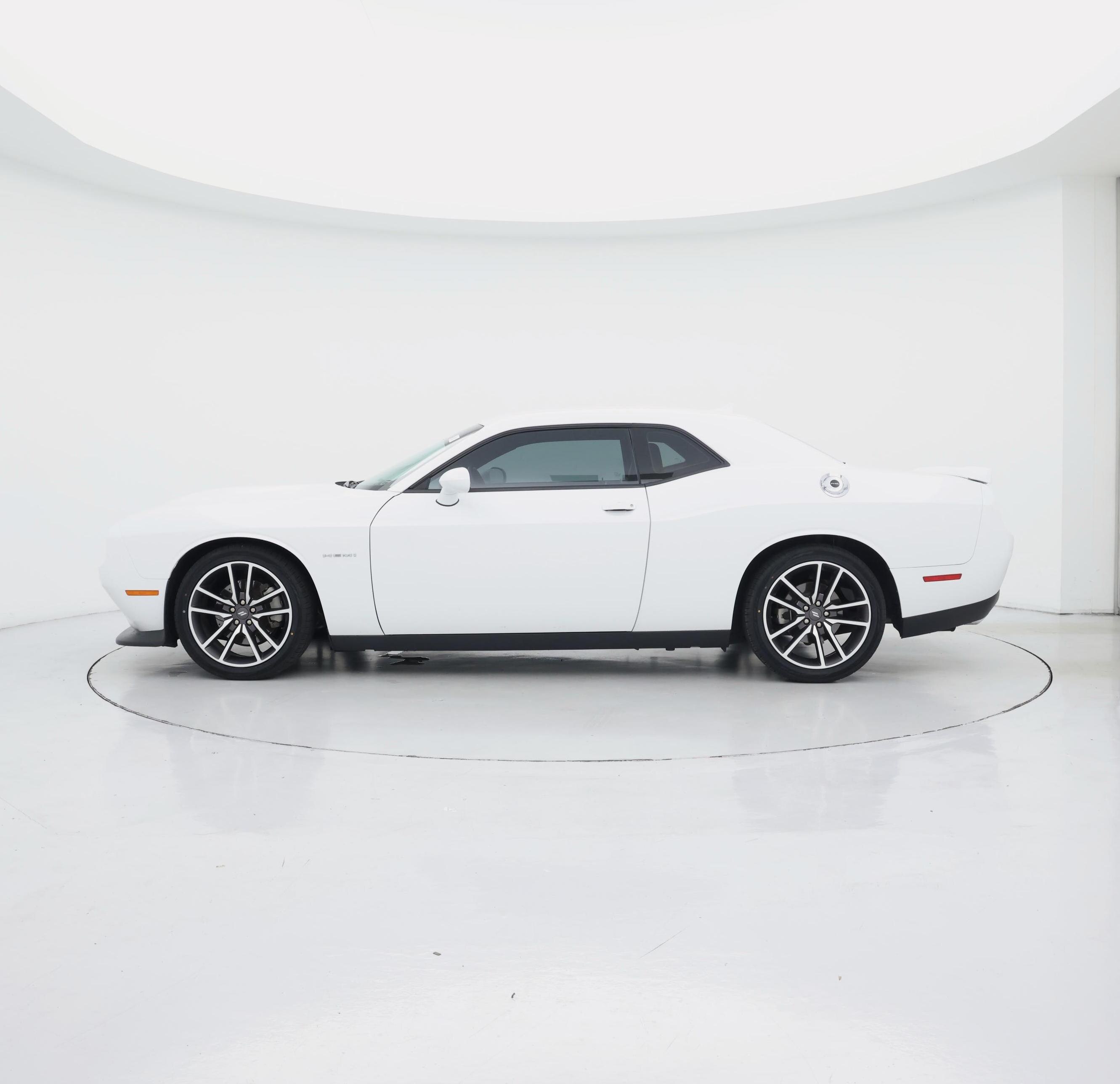 Thumbnail: 2021 Dodge Challenger - 3
