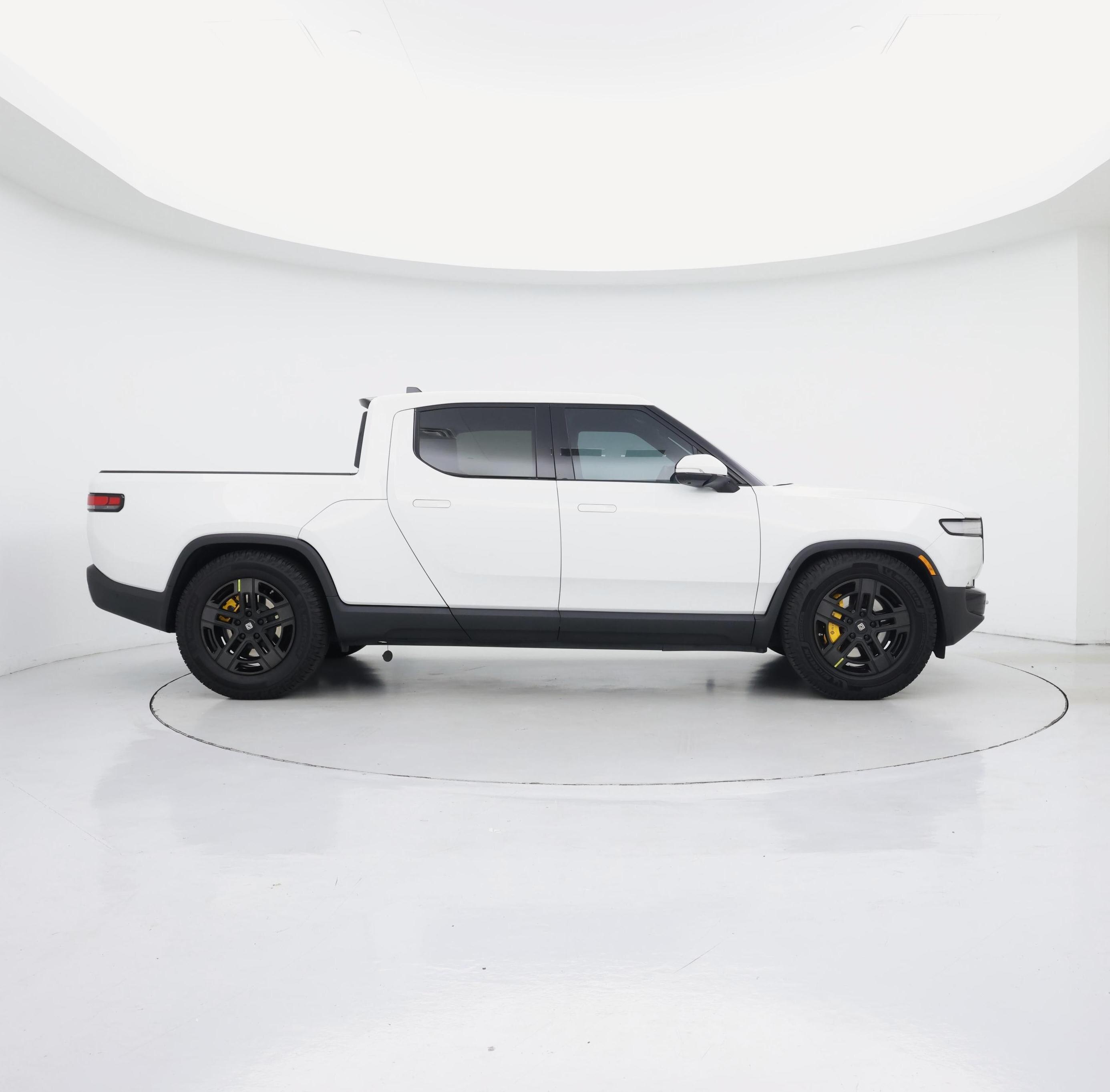 Thumbnail: 2023 Rivian R1T - 7
