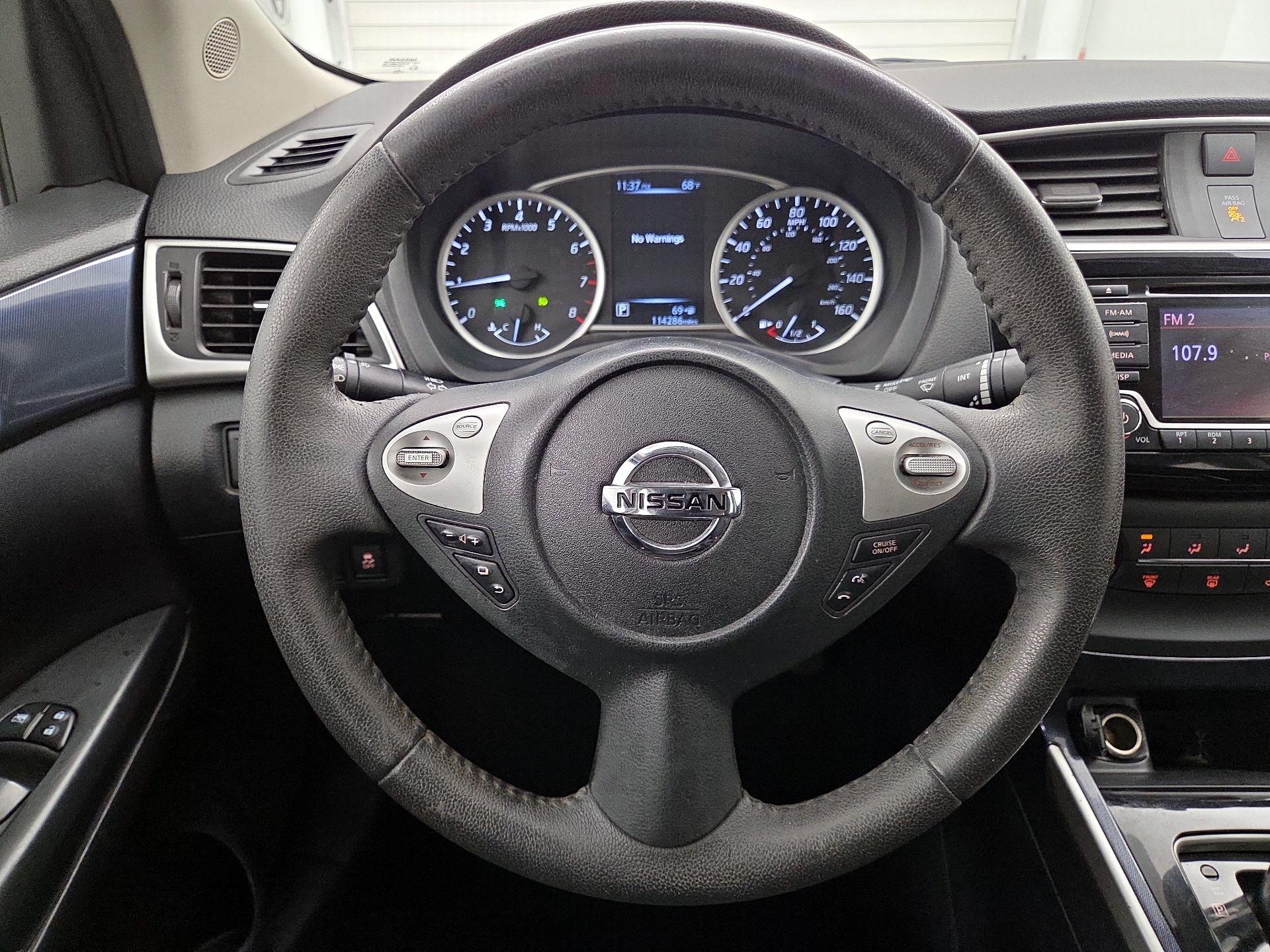 Thumbnail: 2017 Nissan Sentra - 10