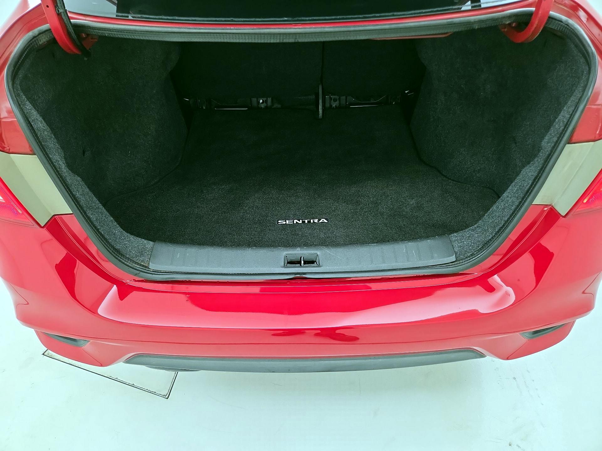 Thumbnail: 2017 Nissan Sentra - 20