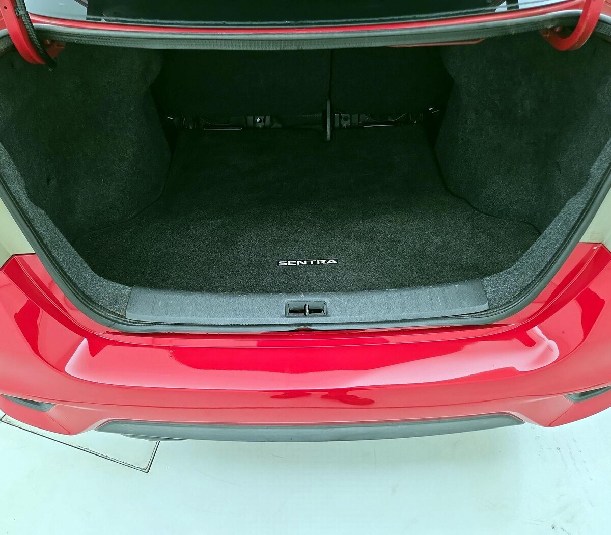 Trunk/Cargo (Seats Up)
