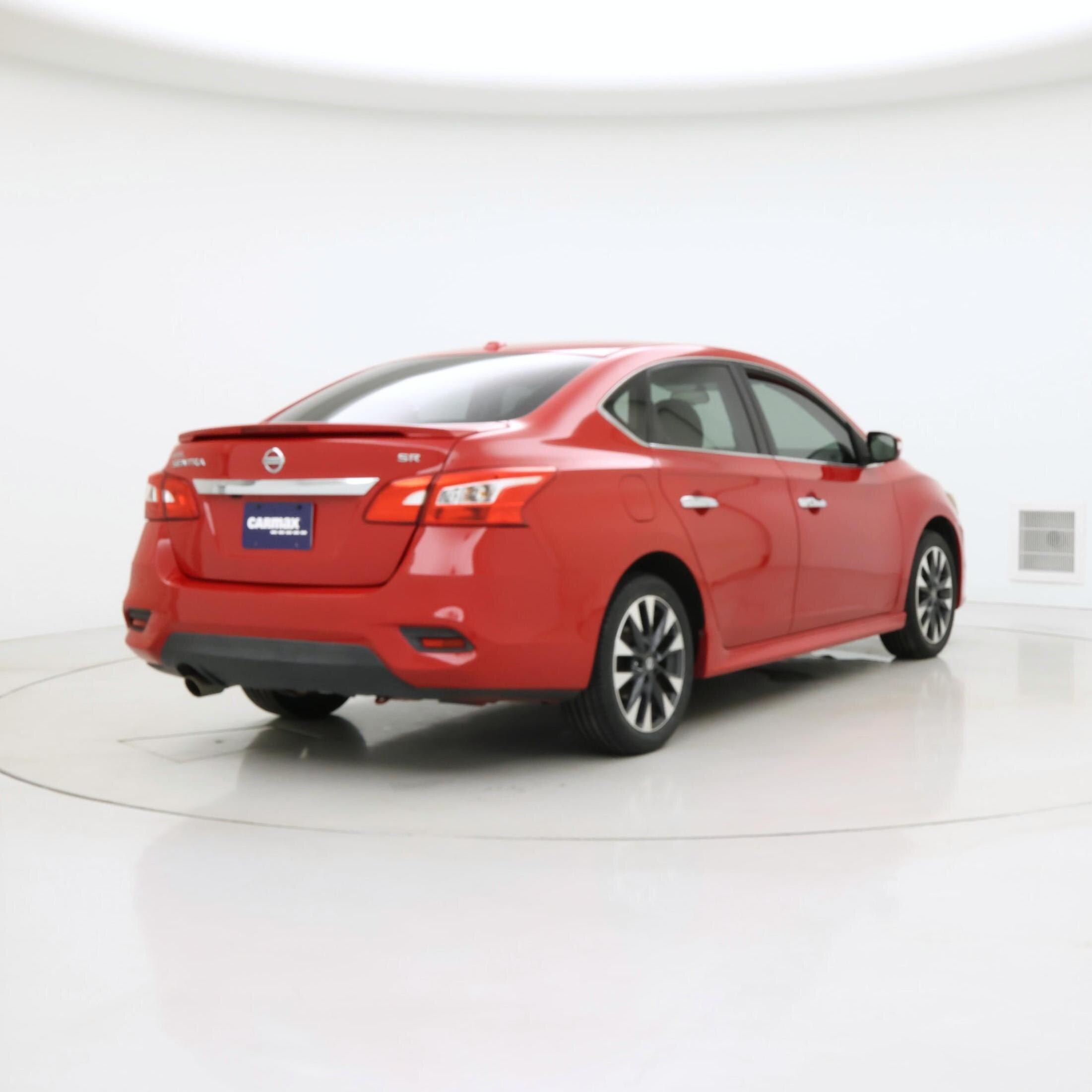 Thumbnail: 2017 Nissan Sentra - 8