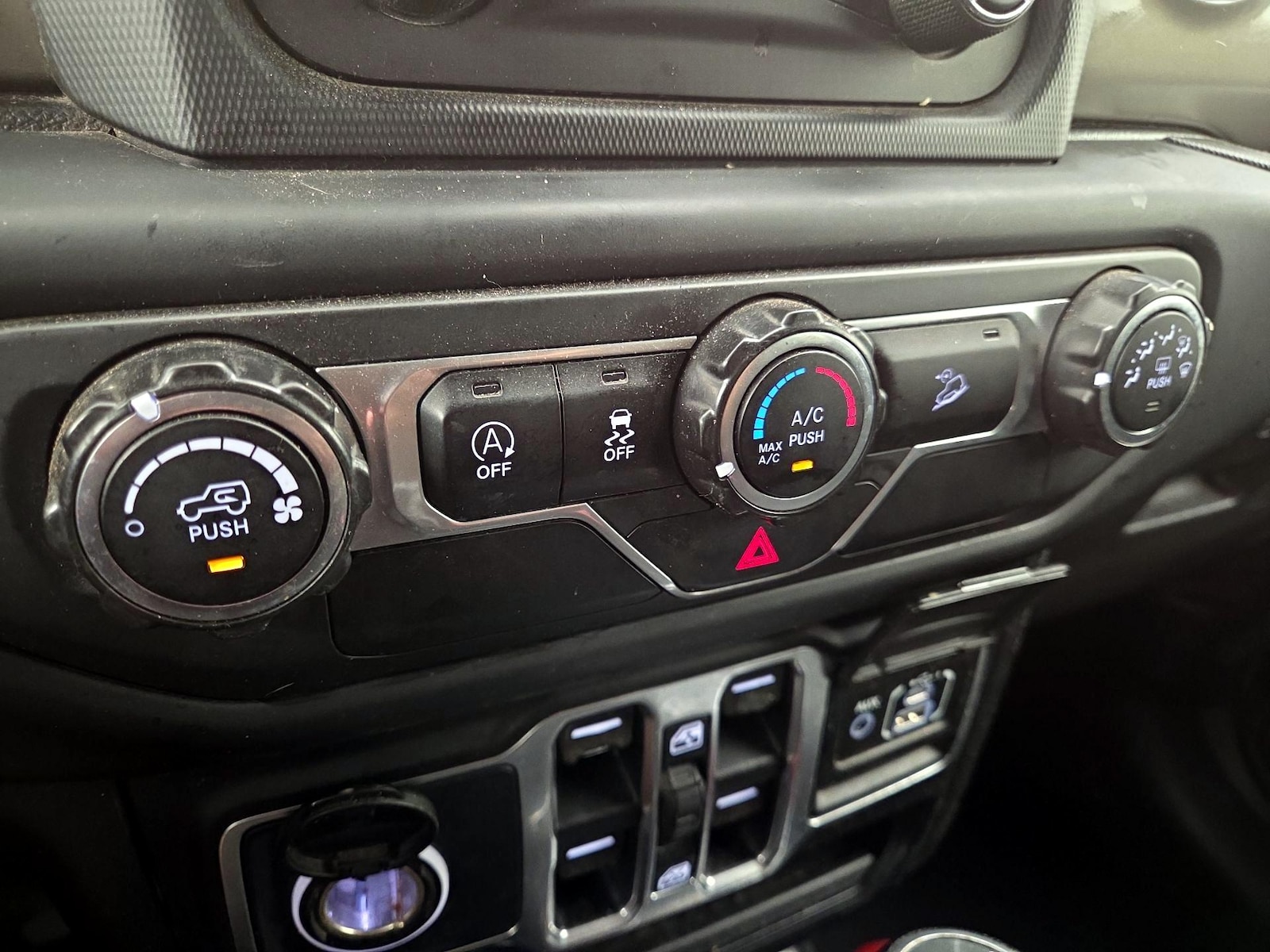 2018 Jeep All-New Wrangler Unlimited Sport S - Photo 17