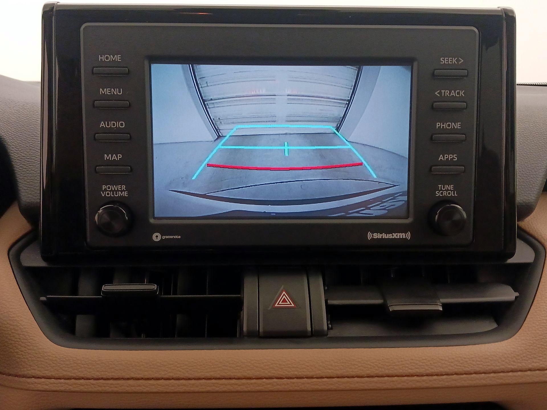 Thumbnail: 2020 Toyota RAV4 - 14