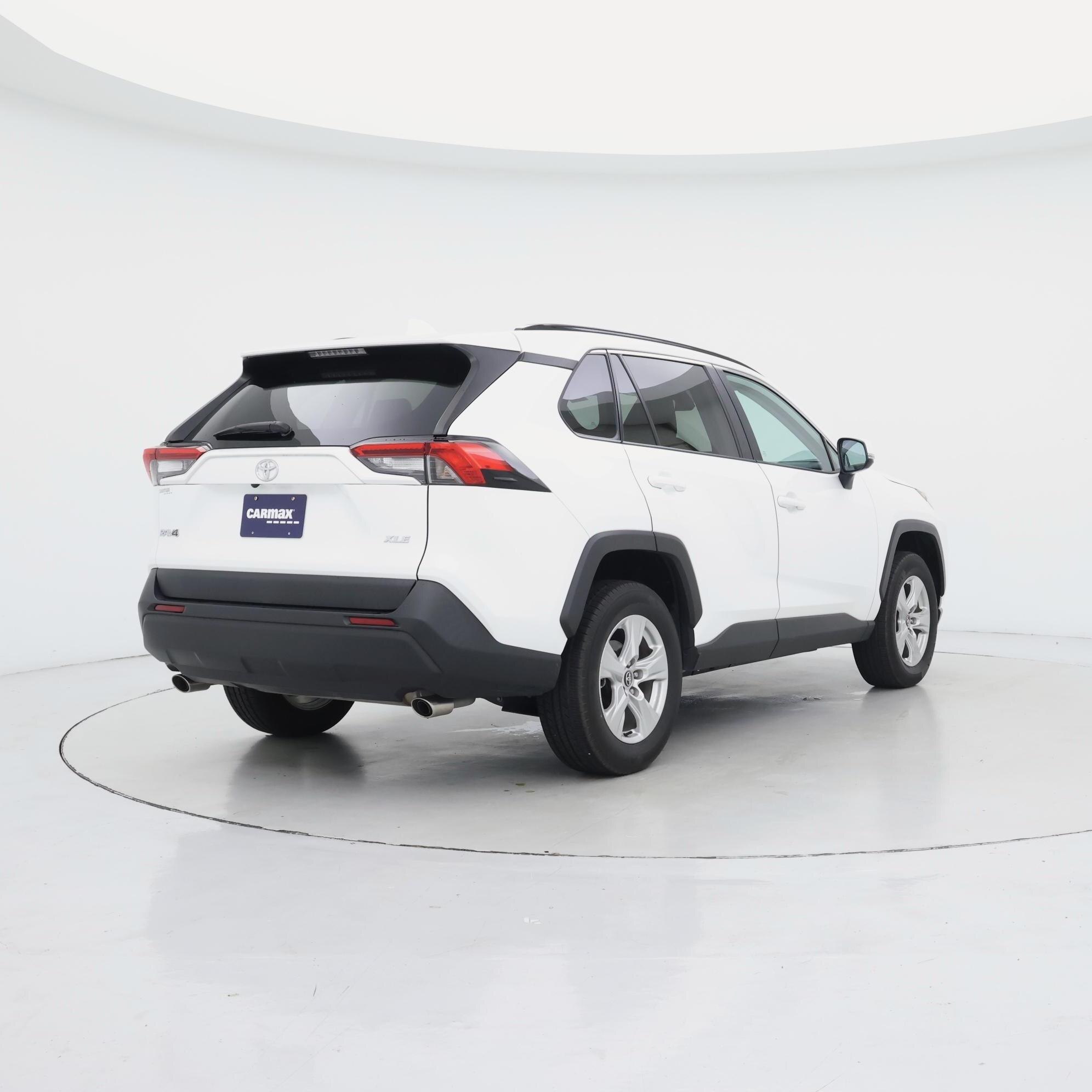 Thumbnail: 2020 Toyota RAV4 - 8