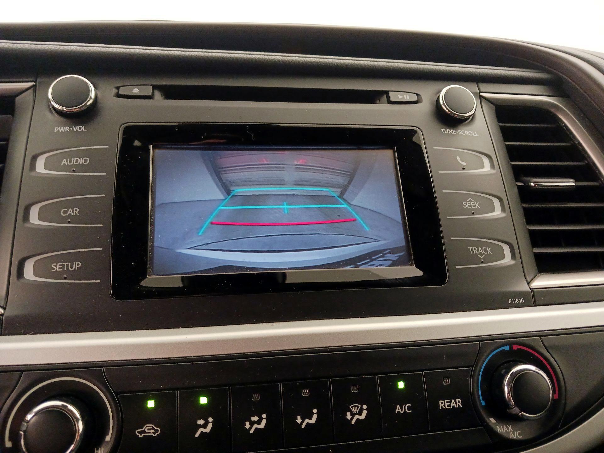 Thumbnail: 2019 Toyota Highlander - 14
