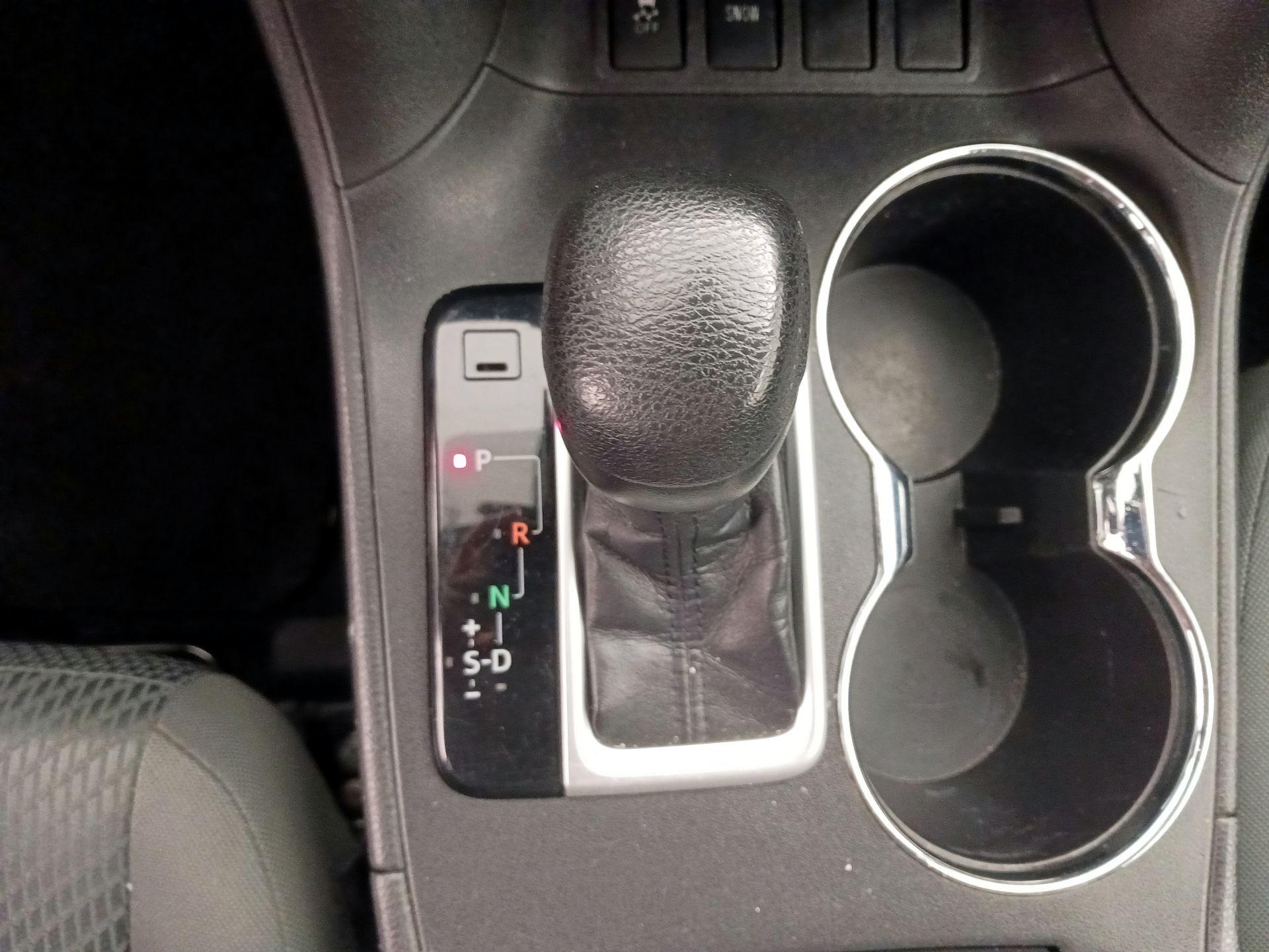 Thumbnail: 2019 Toyota Highlander - 17