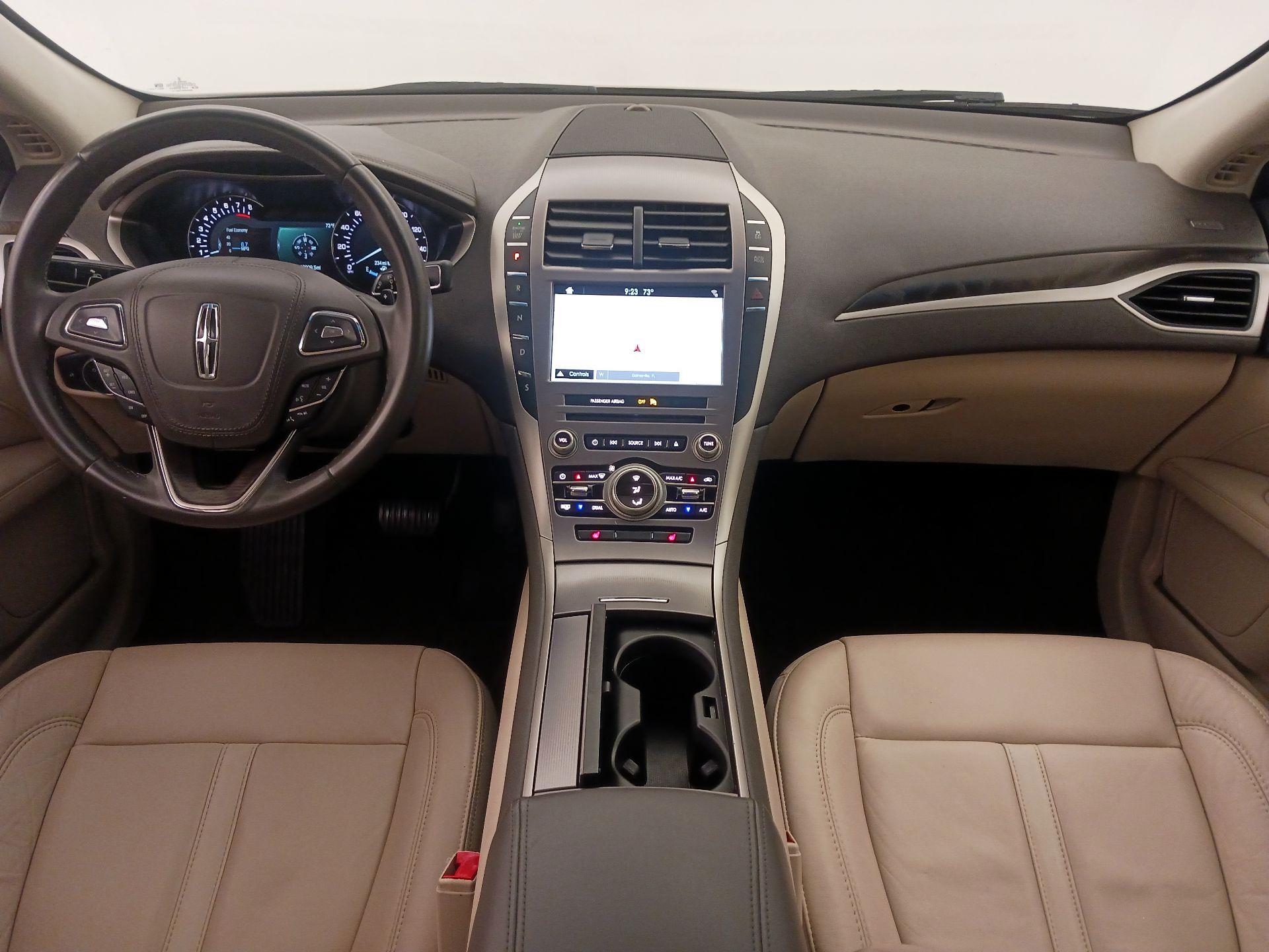 Thumbnail: 2018 Lincoln MKZ - 9