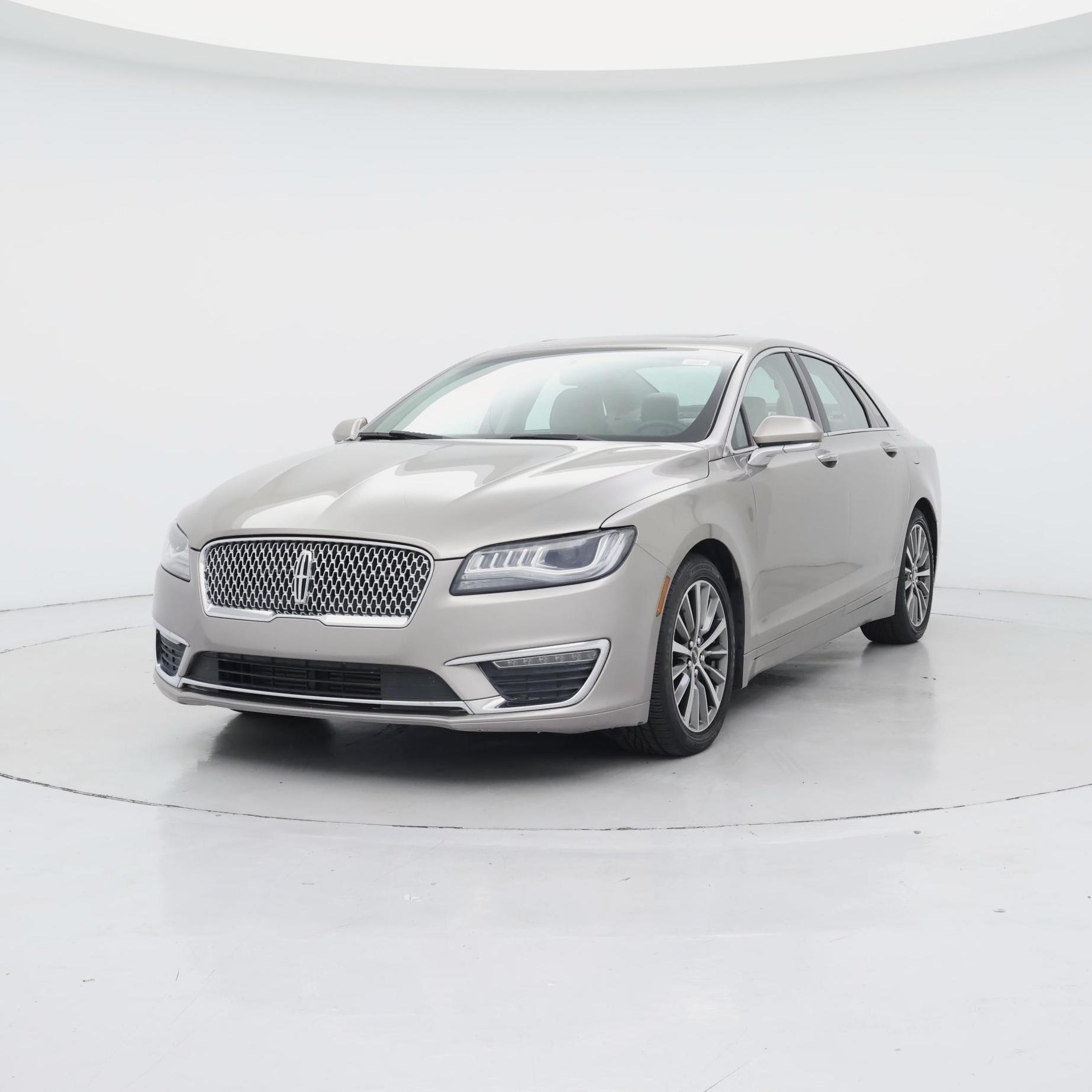 Thumbnail: 2018 Lincoln MKZ - 4
