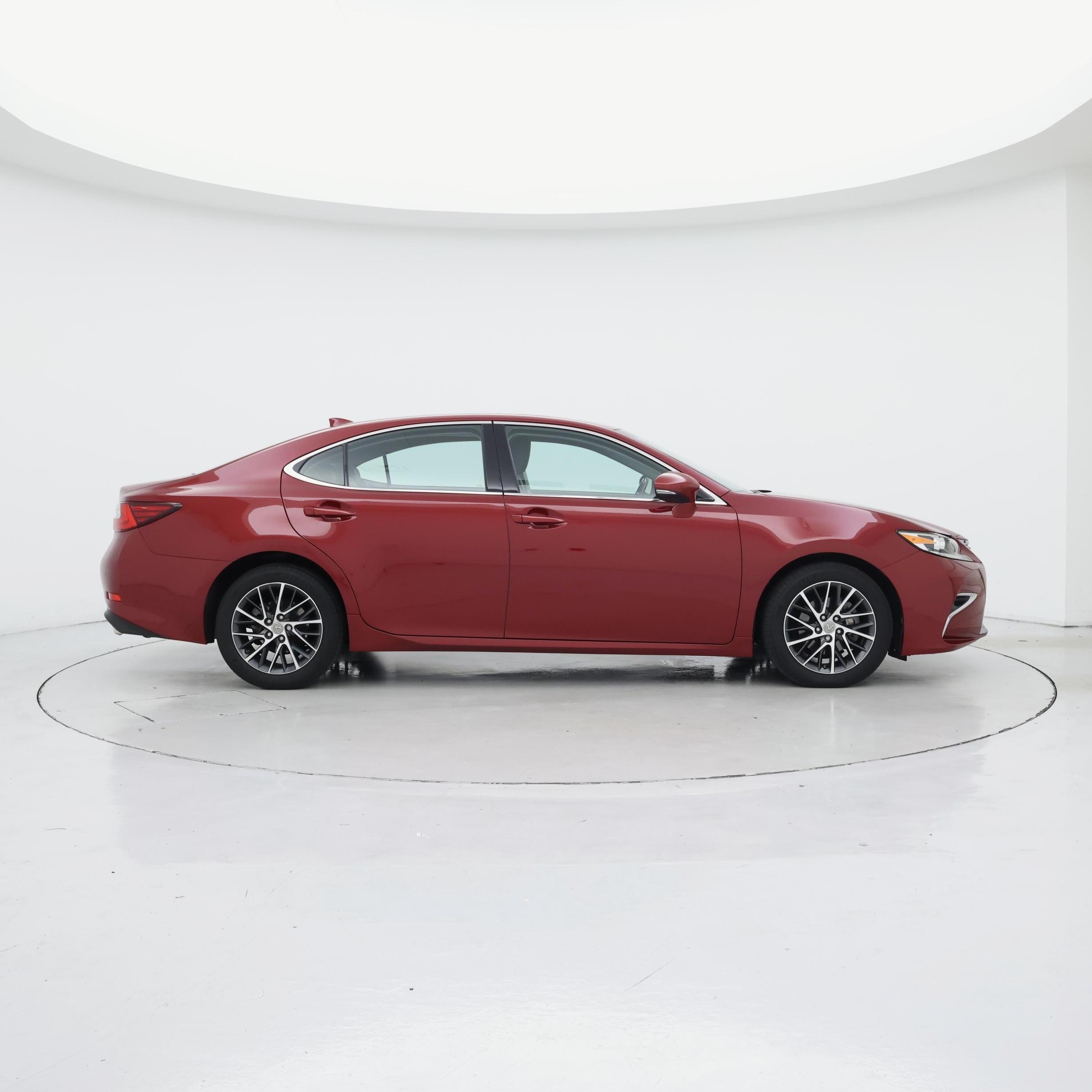 Thumbnail: 2018 Lexus ES - 7
