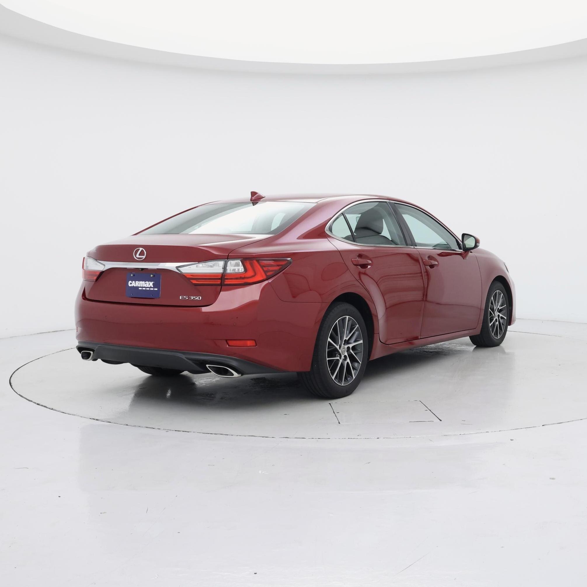 Thumbnail: 2018 Lexus ES - 8