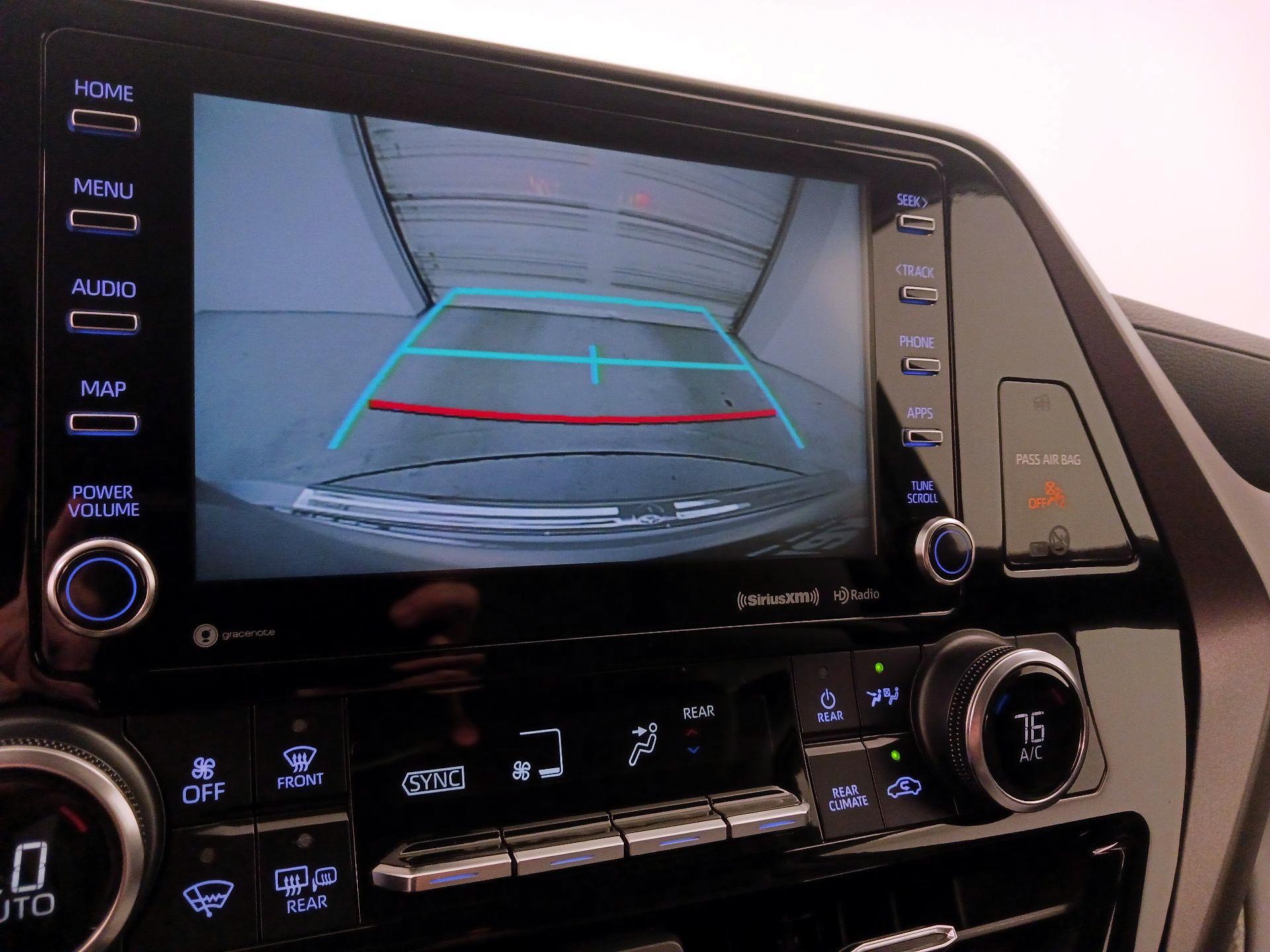 Thumbnail: 2022 Toyota Highlander - 14