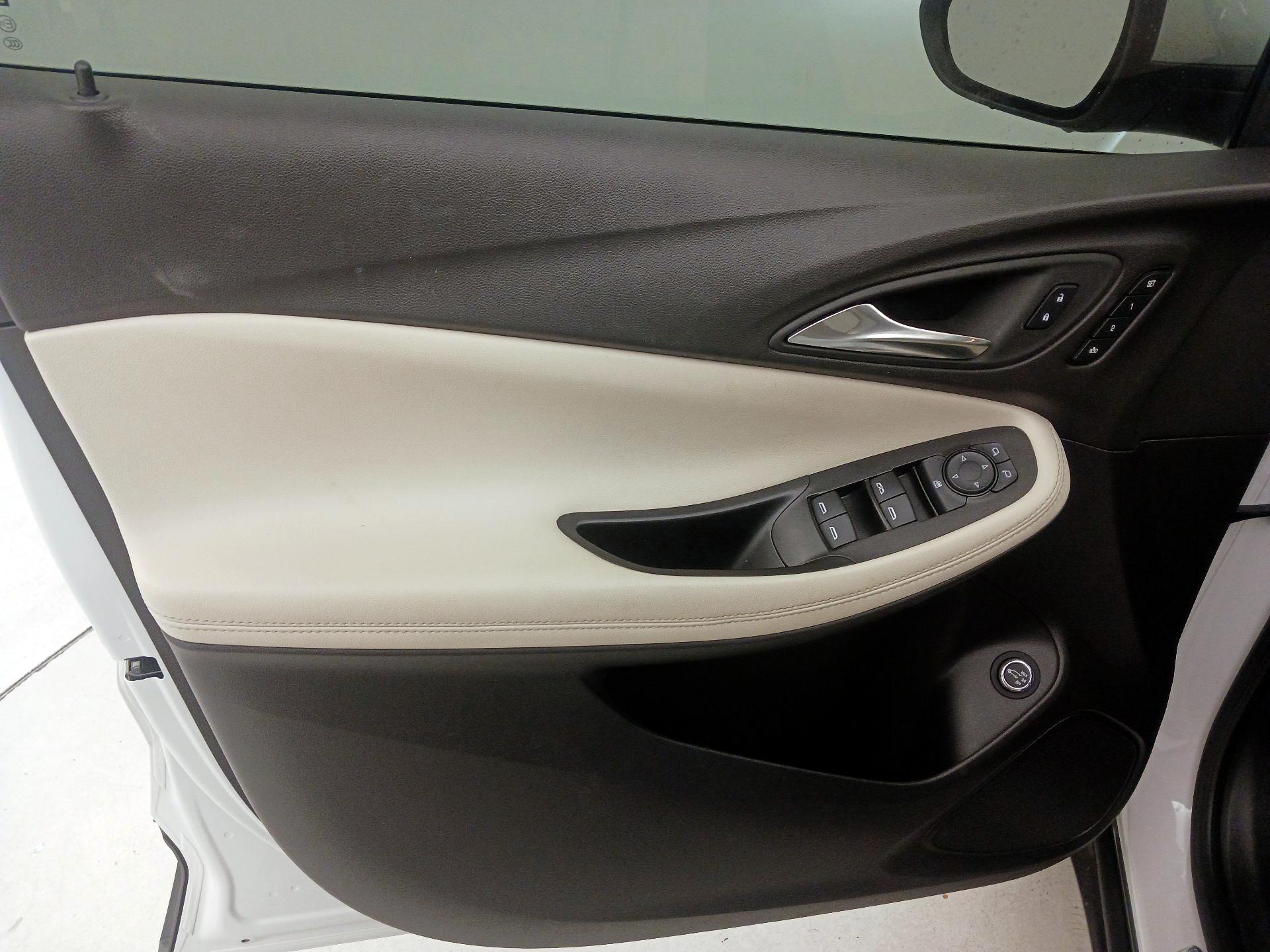 Thumbnail: 2023 Buick Encore GX - 12