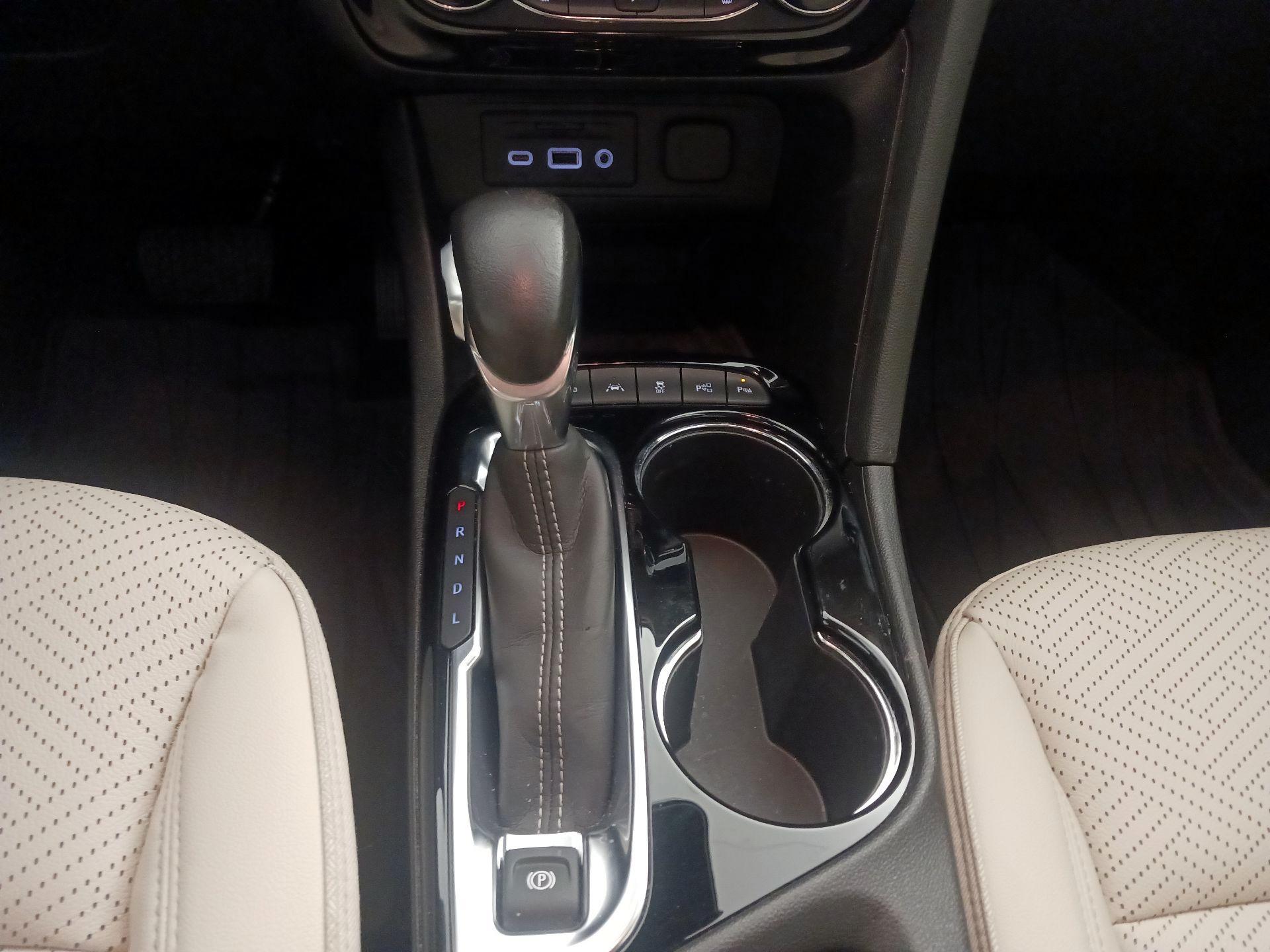 Thumbnail: 2023 Buick Encore GX - 17