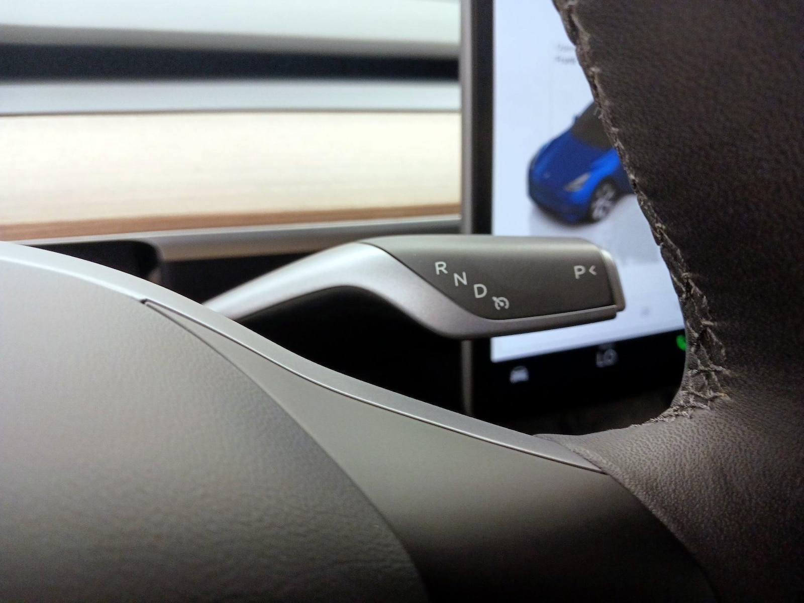 2024 Tesla Model Y Long Range - Photo 18