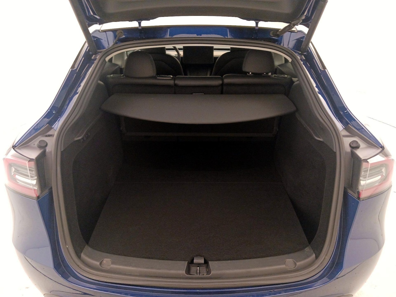 2024 Tesla Model Y Long Range - Photo 22