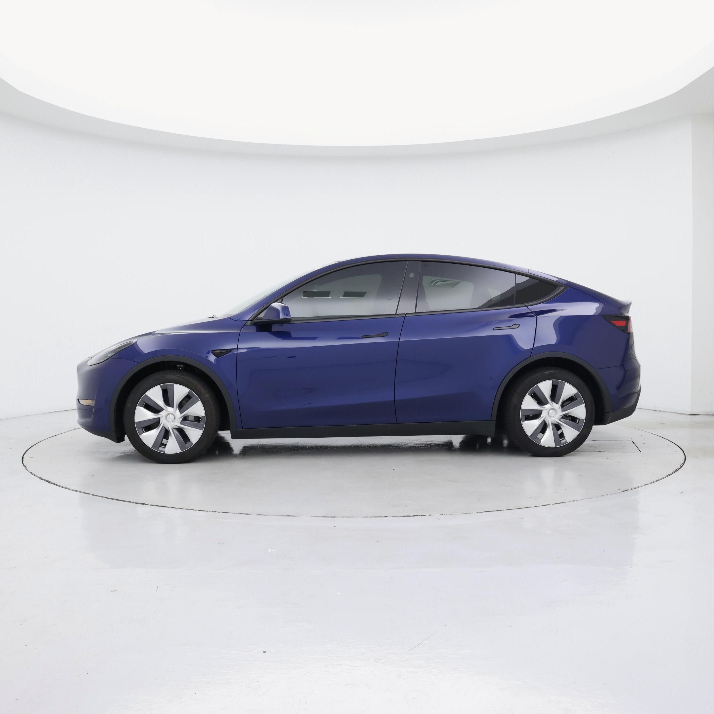 Thumbnail: 2024 Tesla Model Y - 3