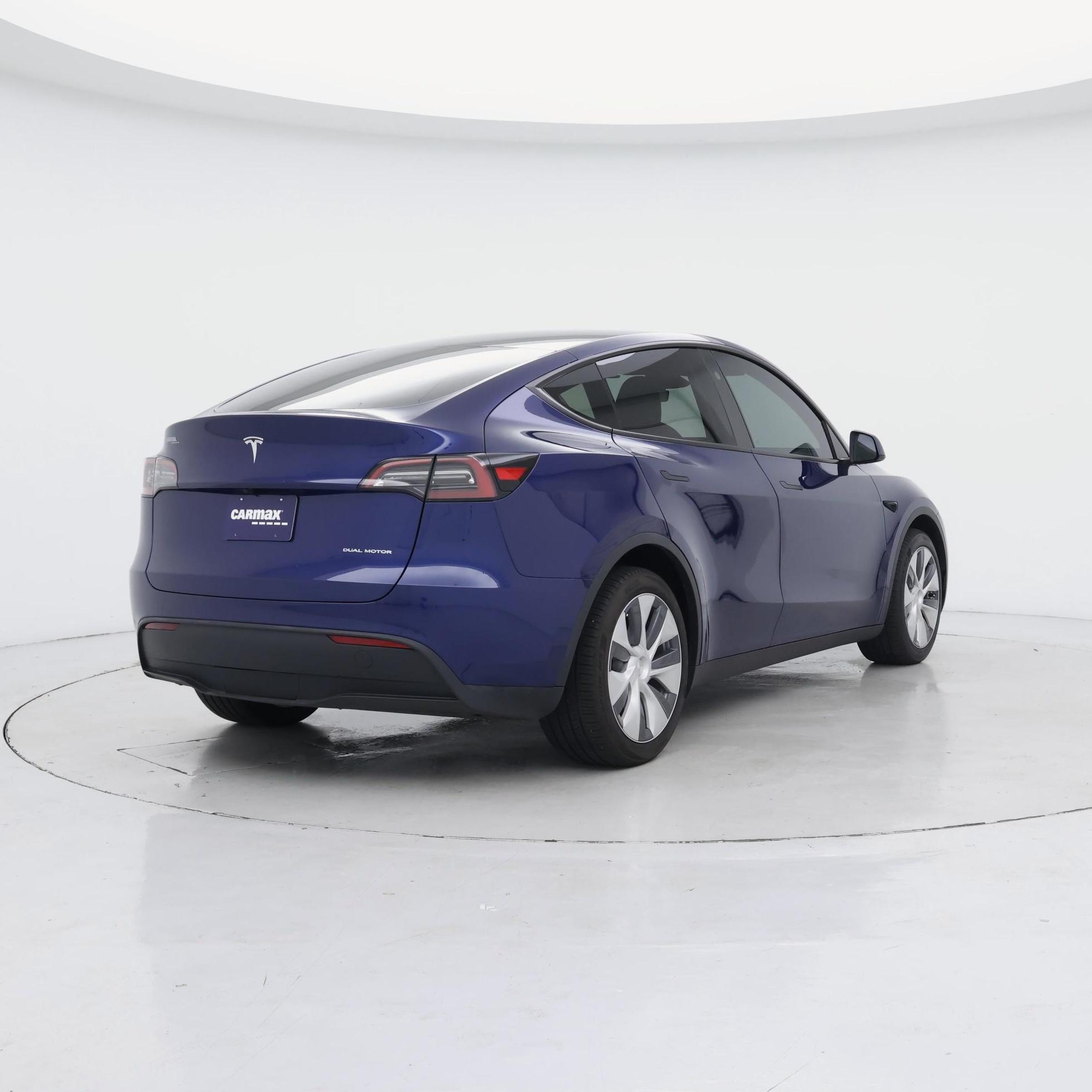 Thumbnail: 2024 Tesla Model Y - 8