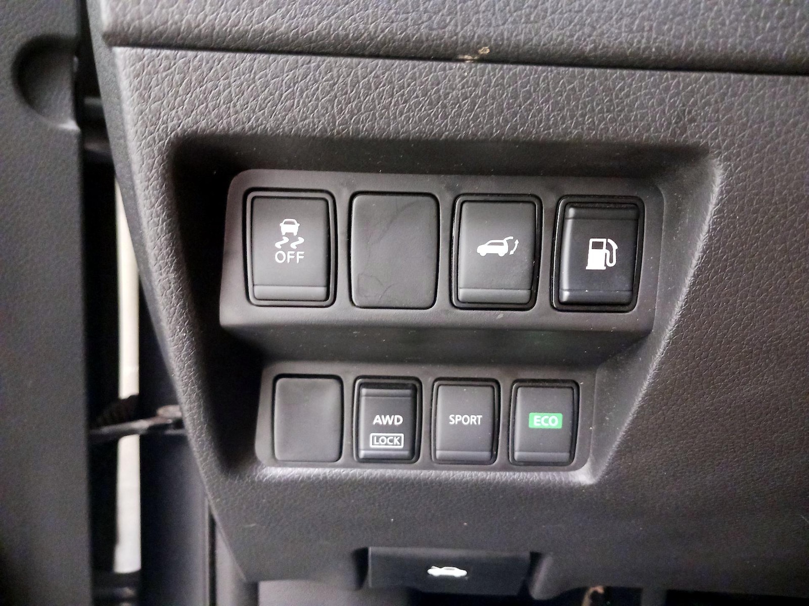 2018 Nissan Rogue SV - Photo 14