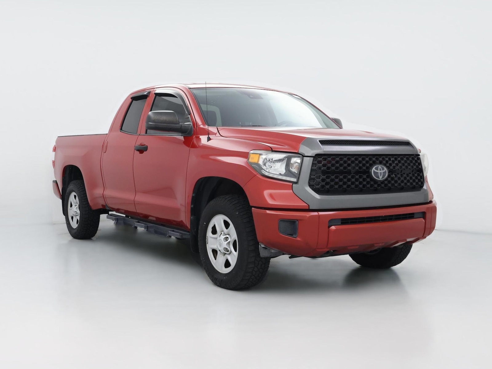 Bed Liner & Tow Hitch