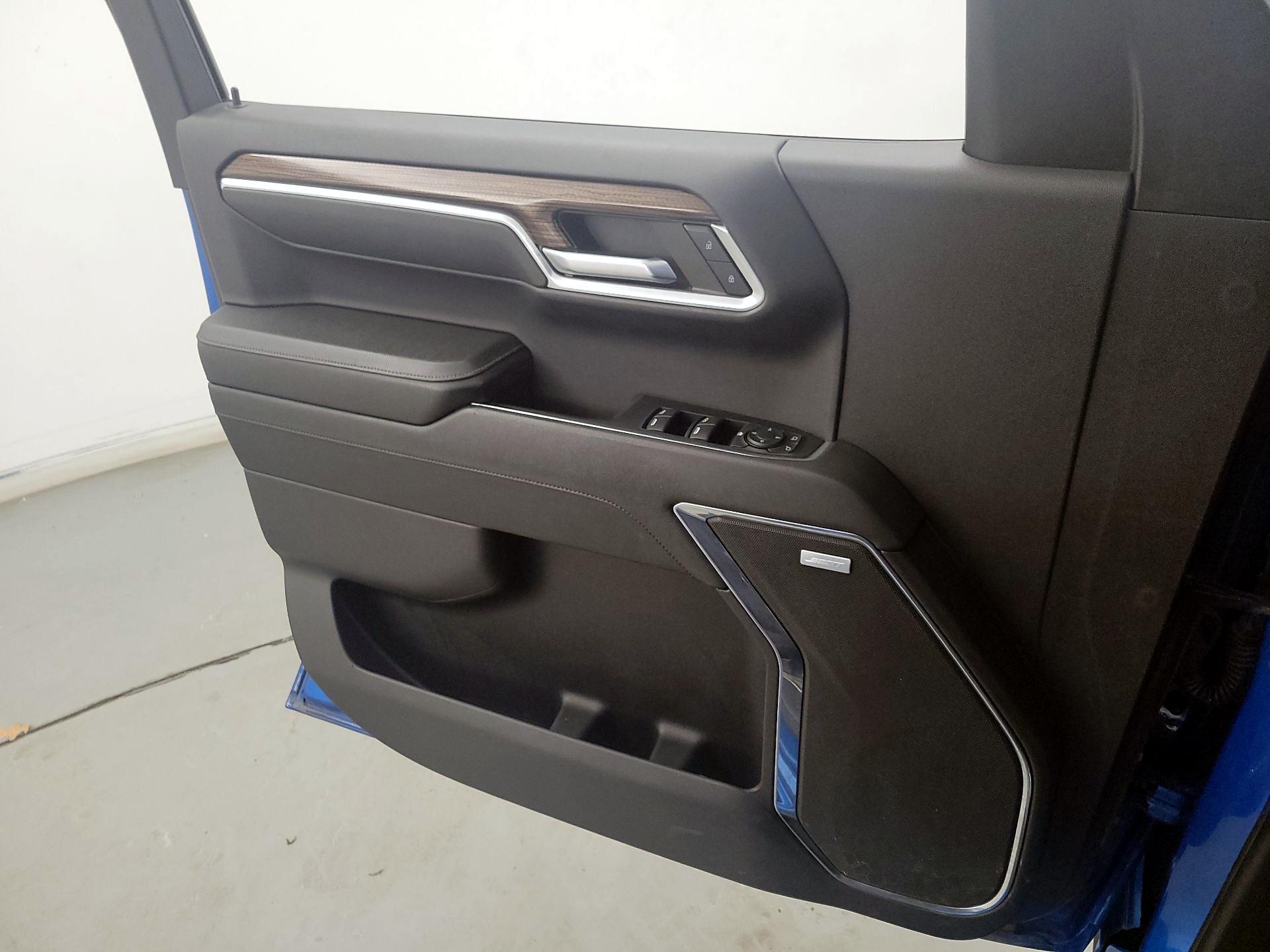 Thumbnail: 2024 Chevrolet Silverado 1500 - 12