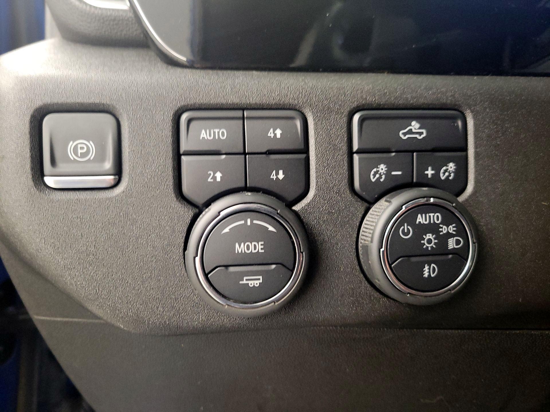 Thumbnail: 2024 Chevrolet Silverado 1500 - 13