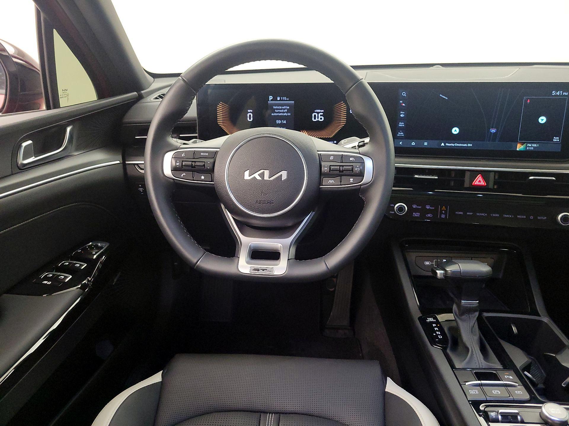 Thumbnail: 2025 Kia K5 - 10