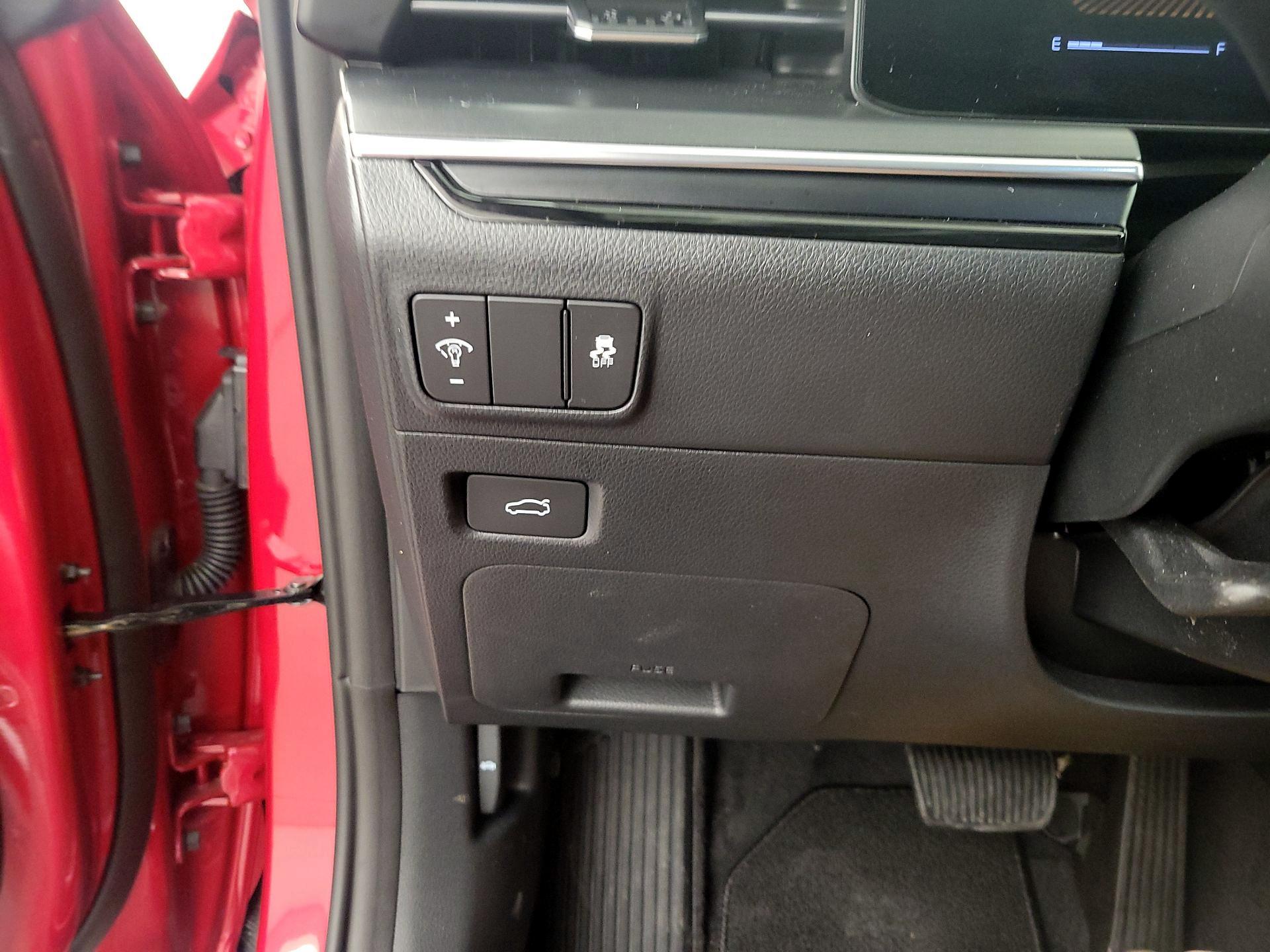 Thumbnail: 2025 Kia K5 - 13