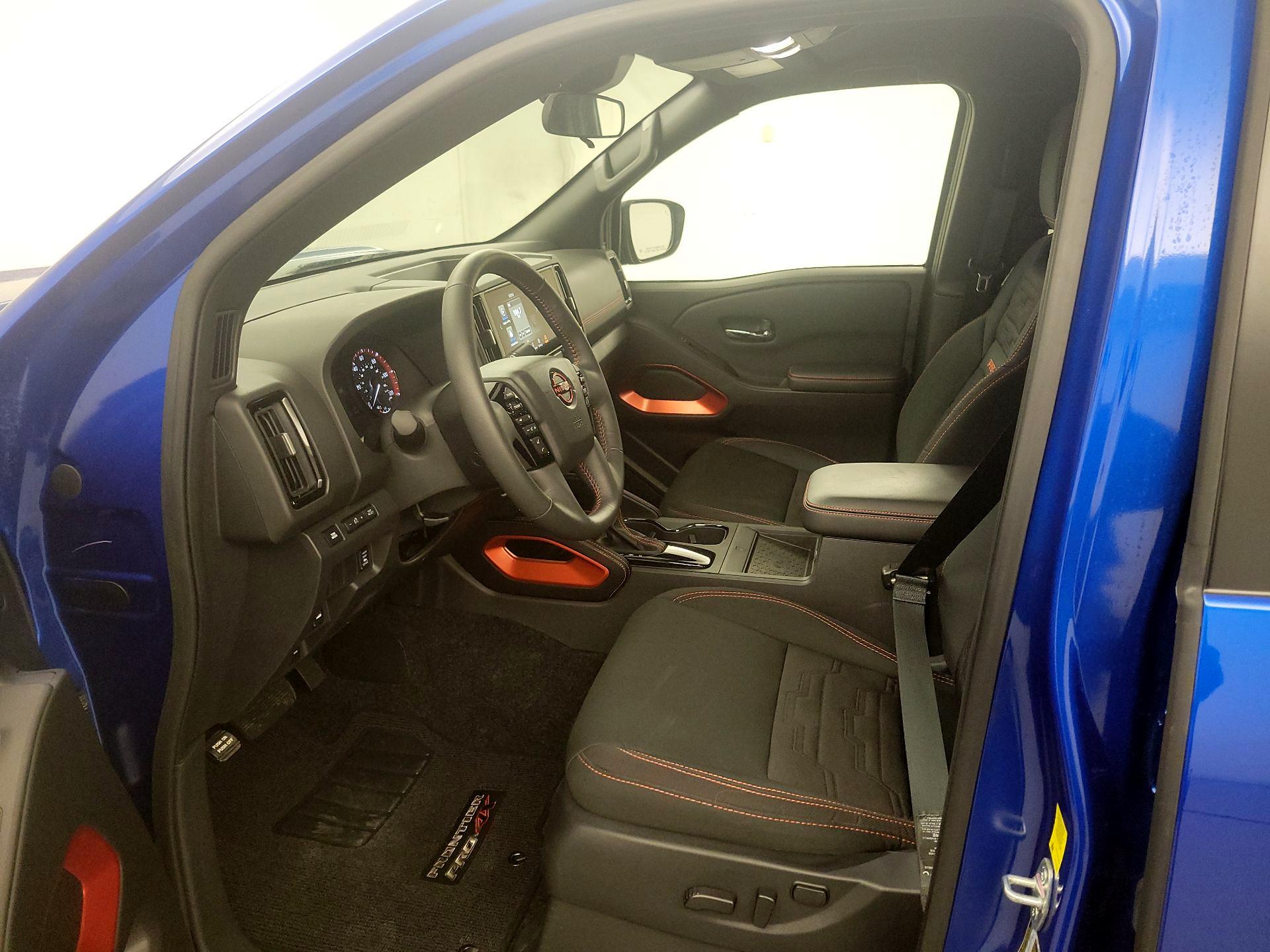 Thumbnail: 2025 Nissan Frontier - 11